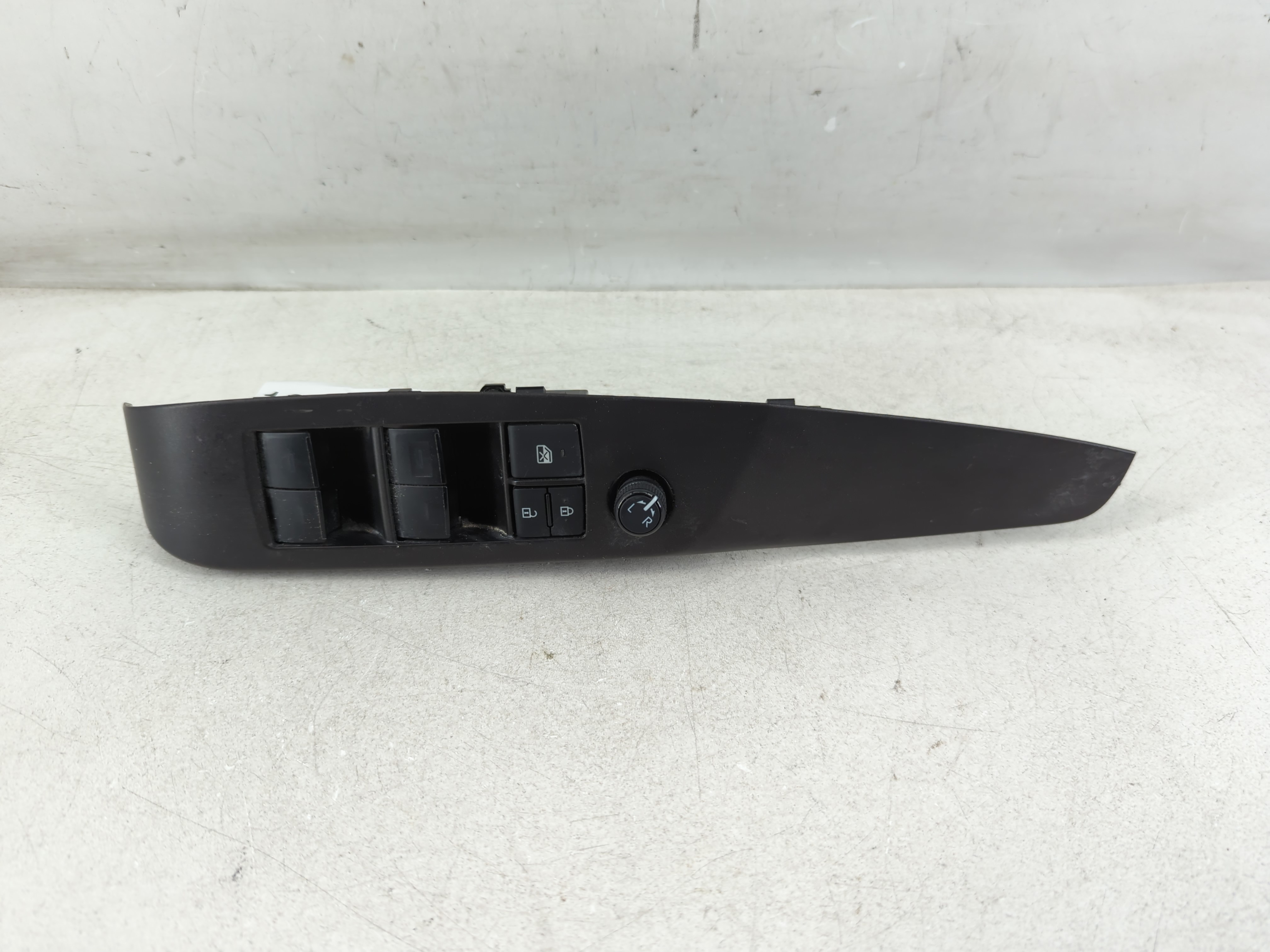 2018-2022 Toyota Camry Driver Left Door Master Power Window Switch 1076774 - Oemusedautoparts1.com