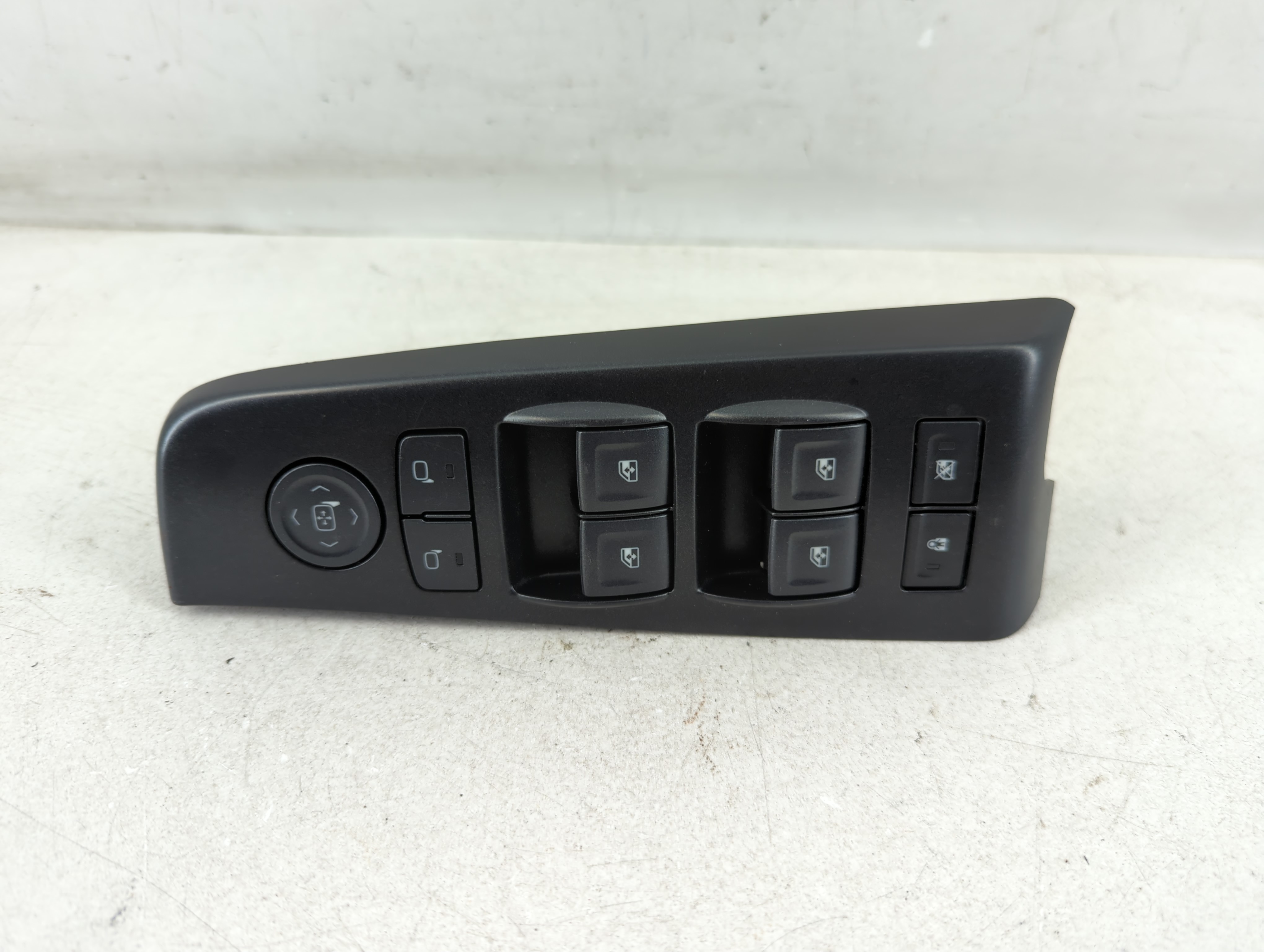 Chevrolet Suburban 1500 Driver Left Door Master Power Window Switch 1076950 - Oemusedautoparts1.com