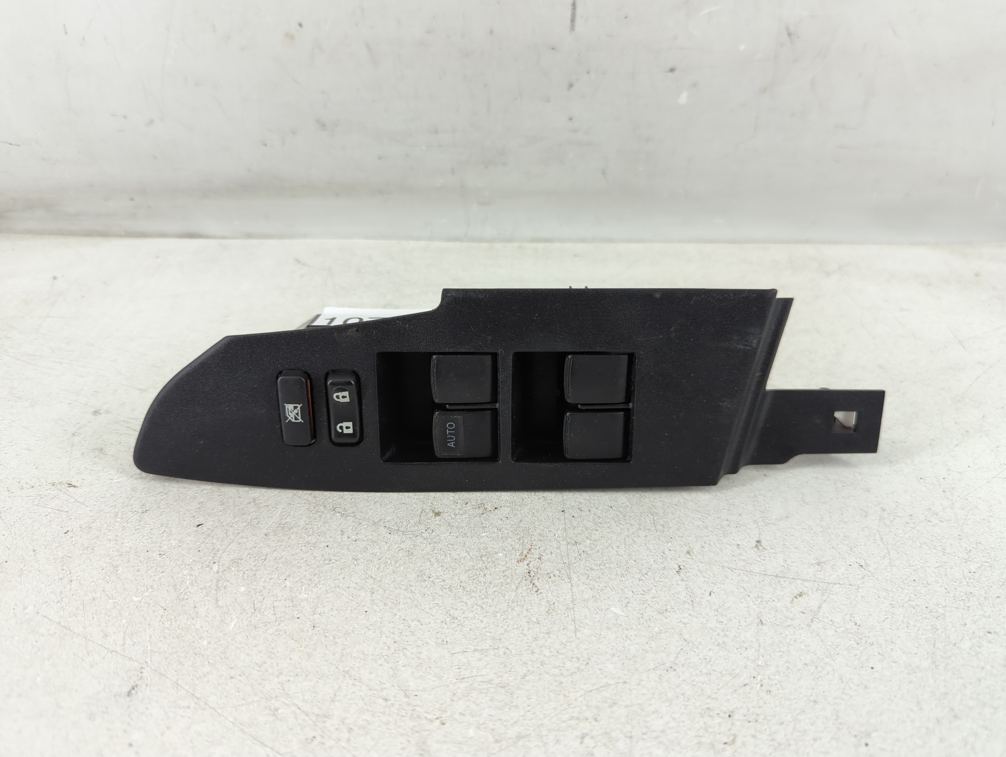 2014-2019 Toyota Corolla Driver Left Door Master Power Window Switch 1076954 - Oemusedautoparts1.com