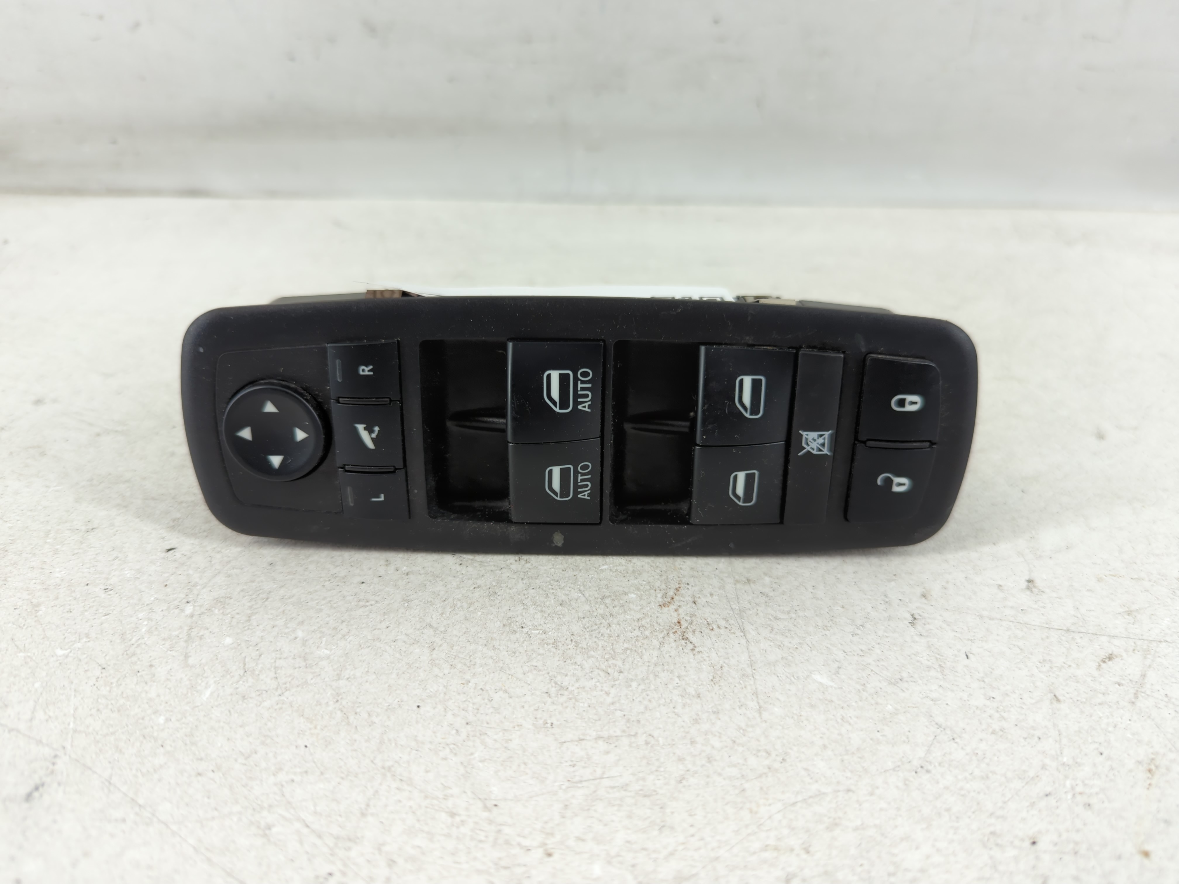 Picture of Dodge Ram 1500 Driver Left Door Master Power Window Switch 1076957