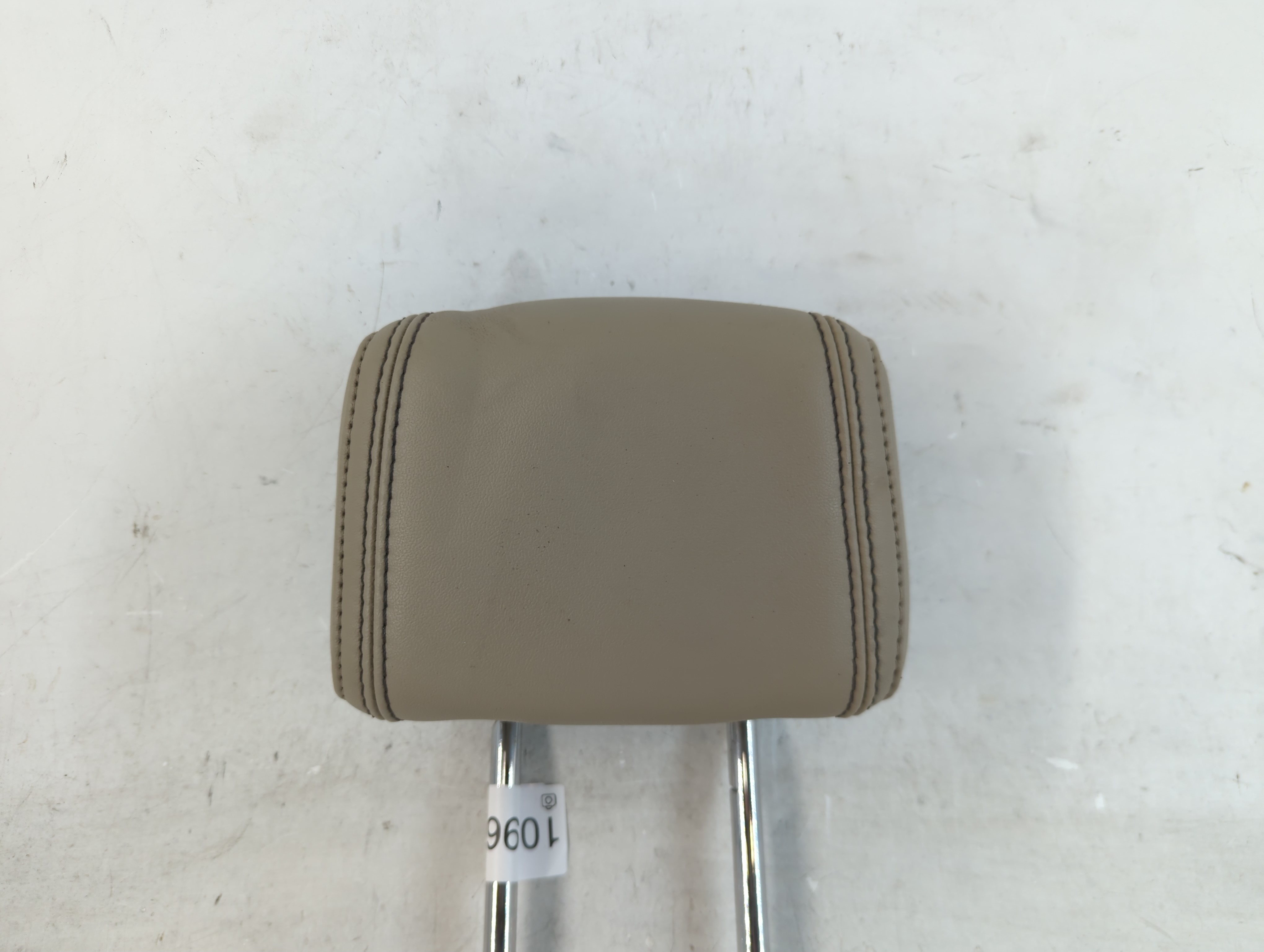 2011-2012 Ford Fusion Headrest Head Rest Front Driver Passenger Seat Tan 1076962 - Oemusedautoparts1.com