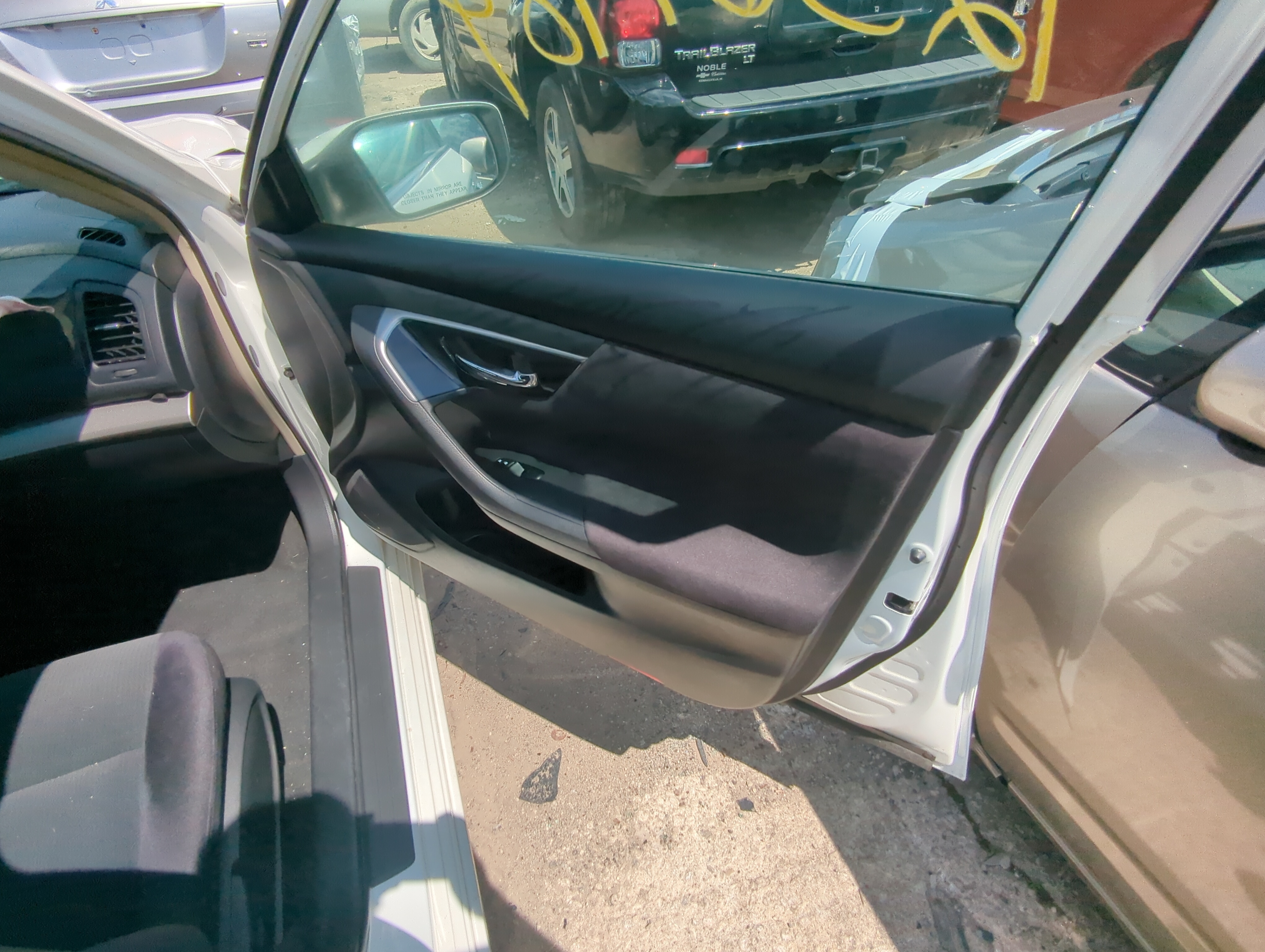 Picture of 2013 Nissan Altima Front Right Passenger Interior Door Panel Trim 1077114