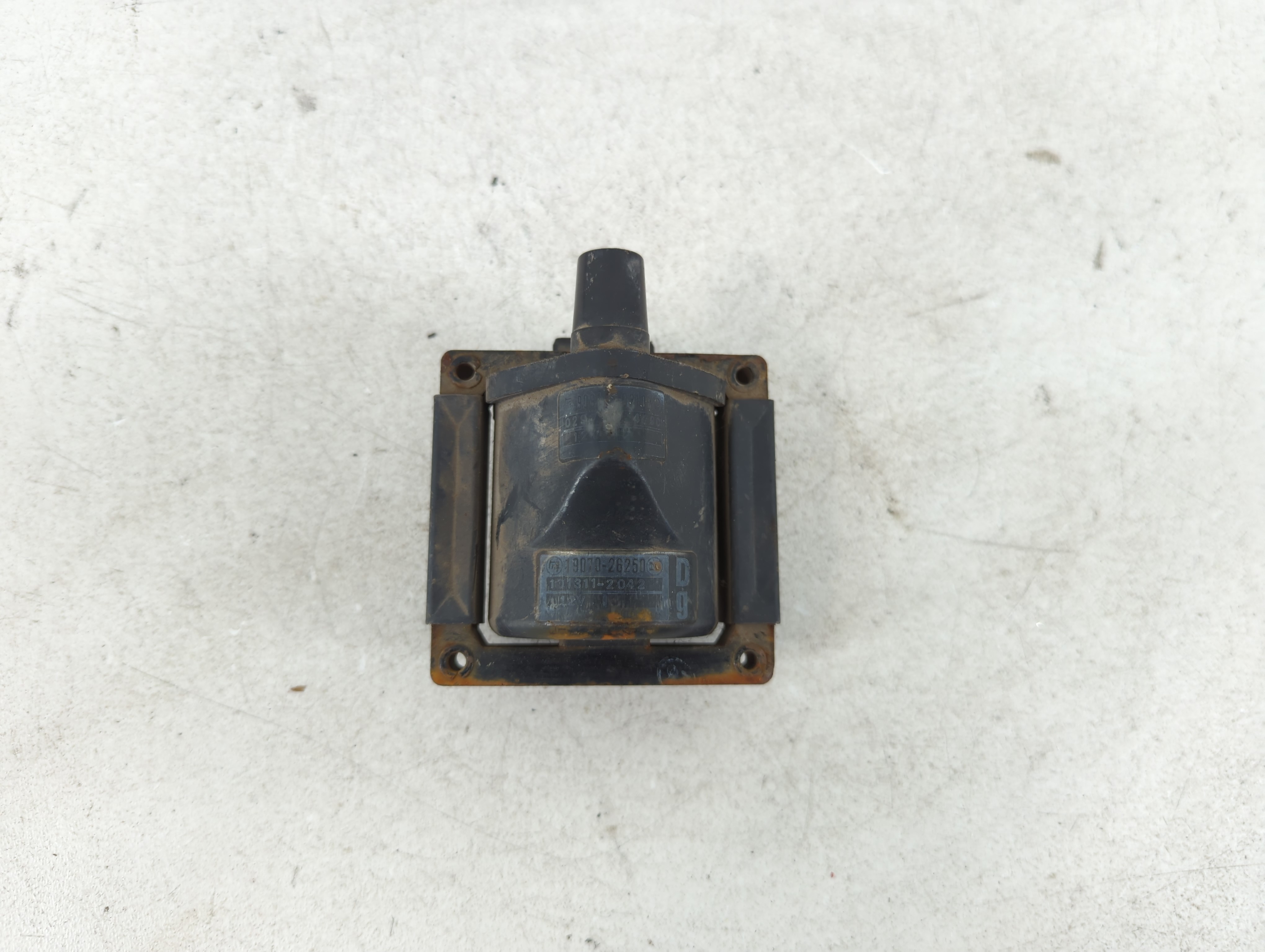 Picture of 1980 Toyota Corolla Ignition Coil Igniter Pack 1077283