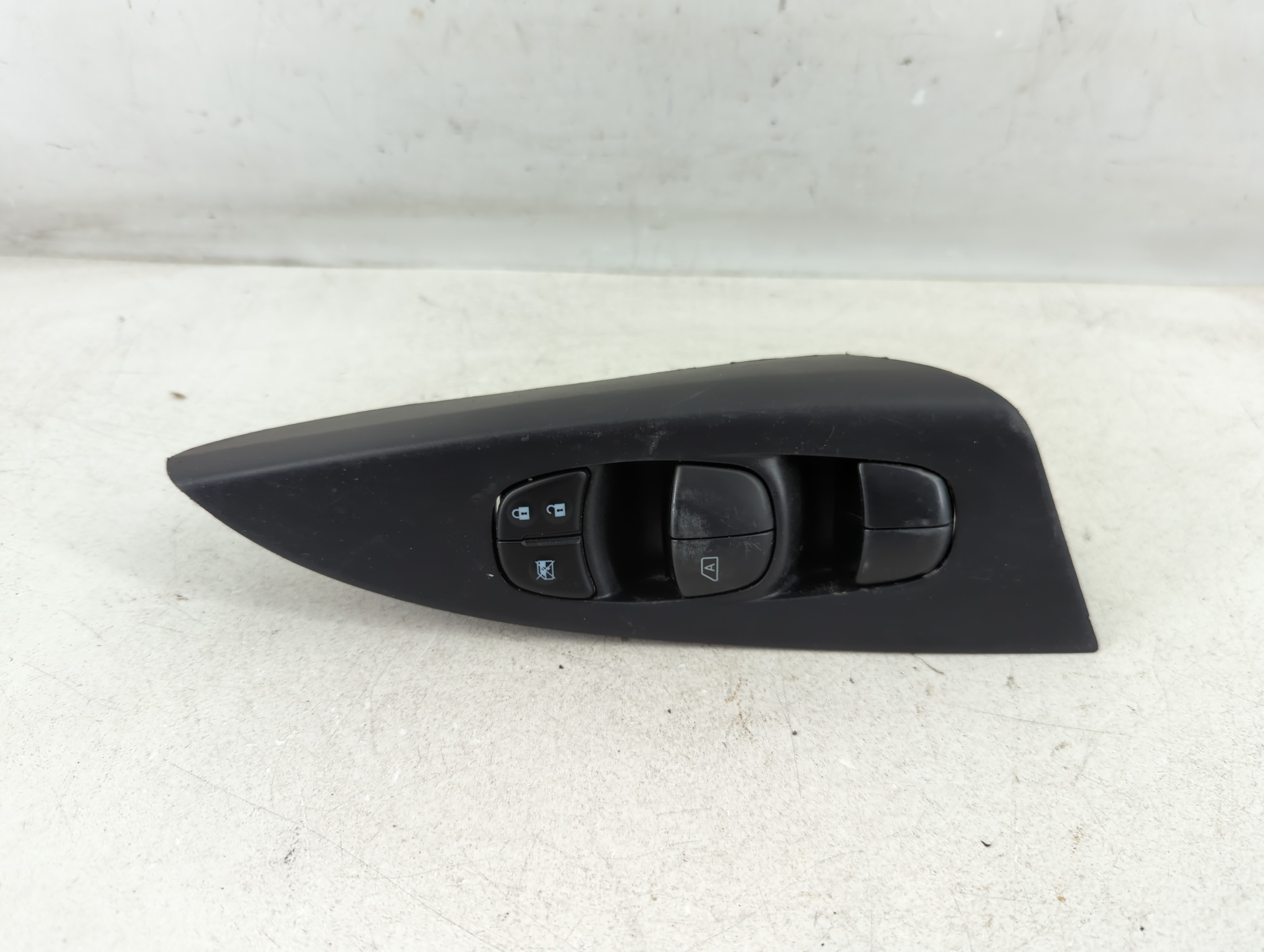 2013-2019 Nissan Sentra Driver Left Door Master Power Window Switch 1077466 - Oemusedautoparts1.com