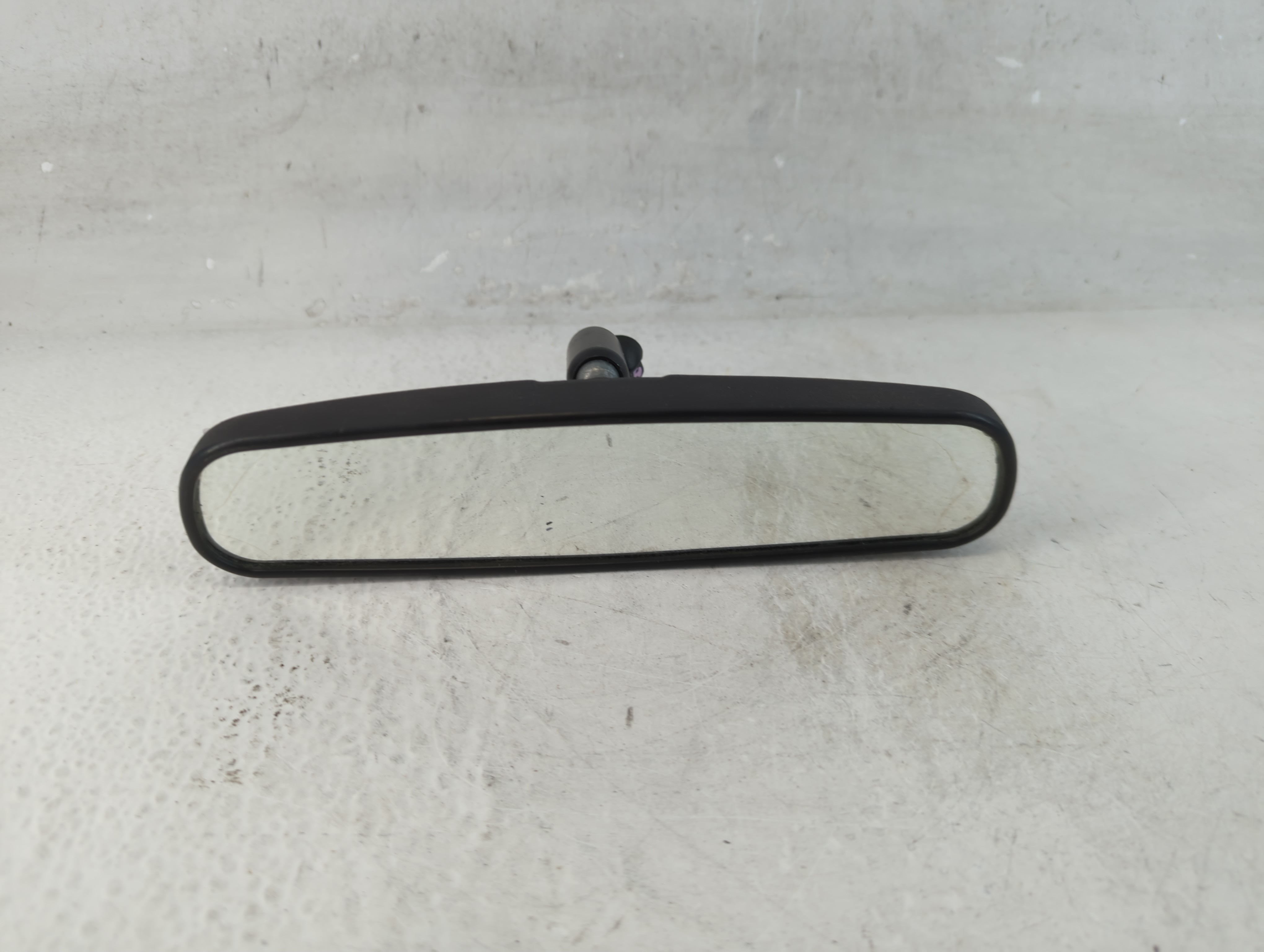 2010-2014 Ford Mustang Interior Rear View Mirror Oem 1077868 - Oemusedautoparts1.com