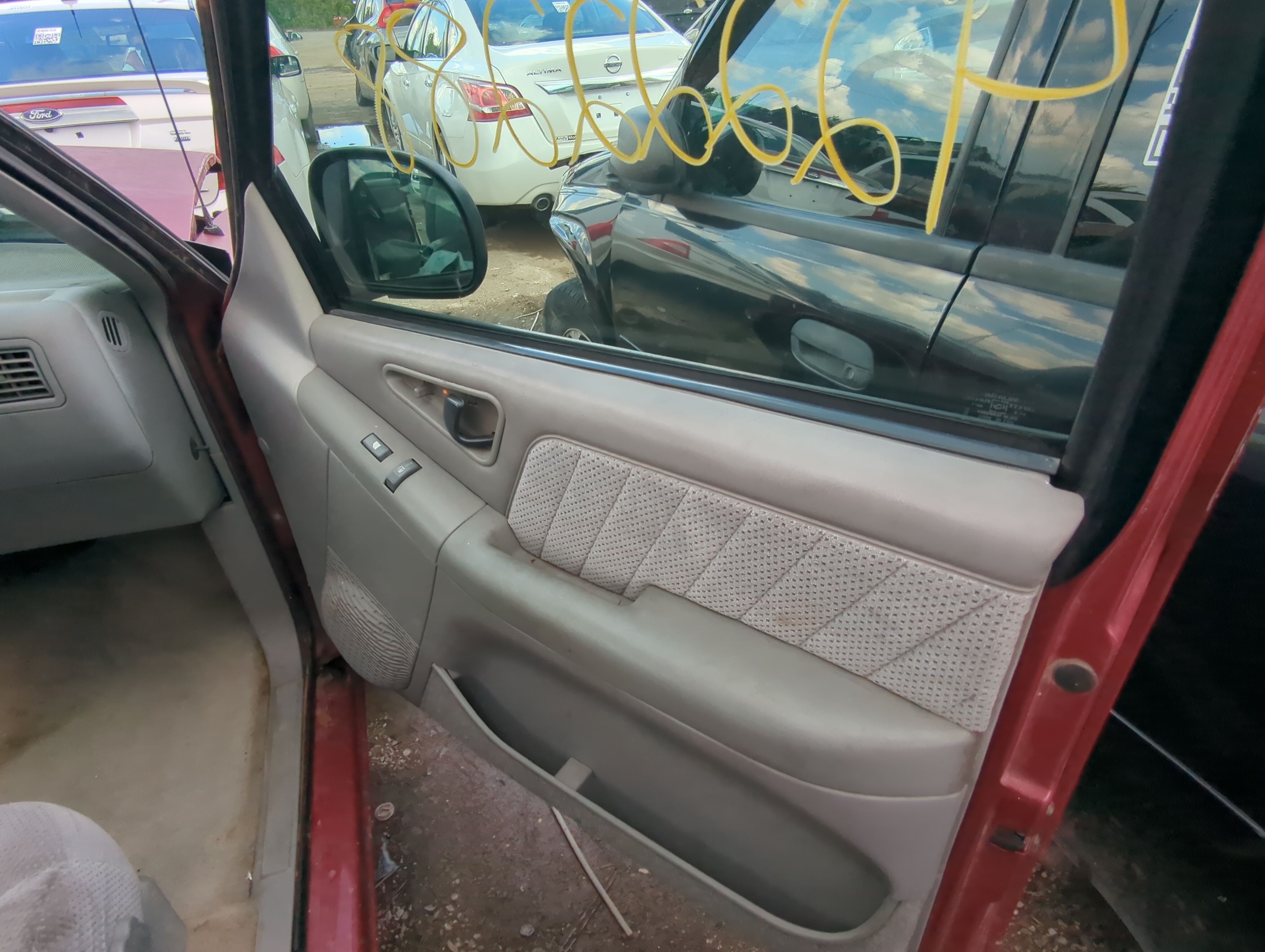 Picture of 1996 Chevrolet Blazer Front Right Passenger Interior Door Panel Trim 1077906