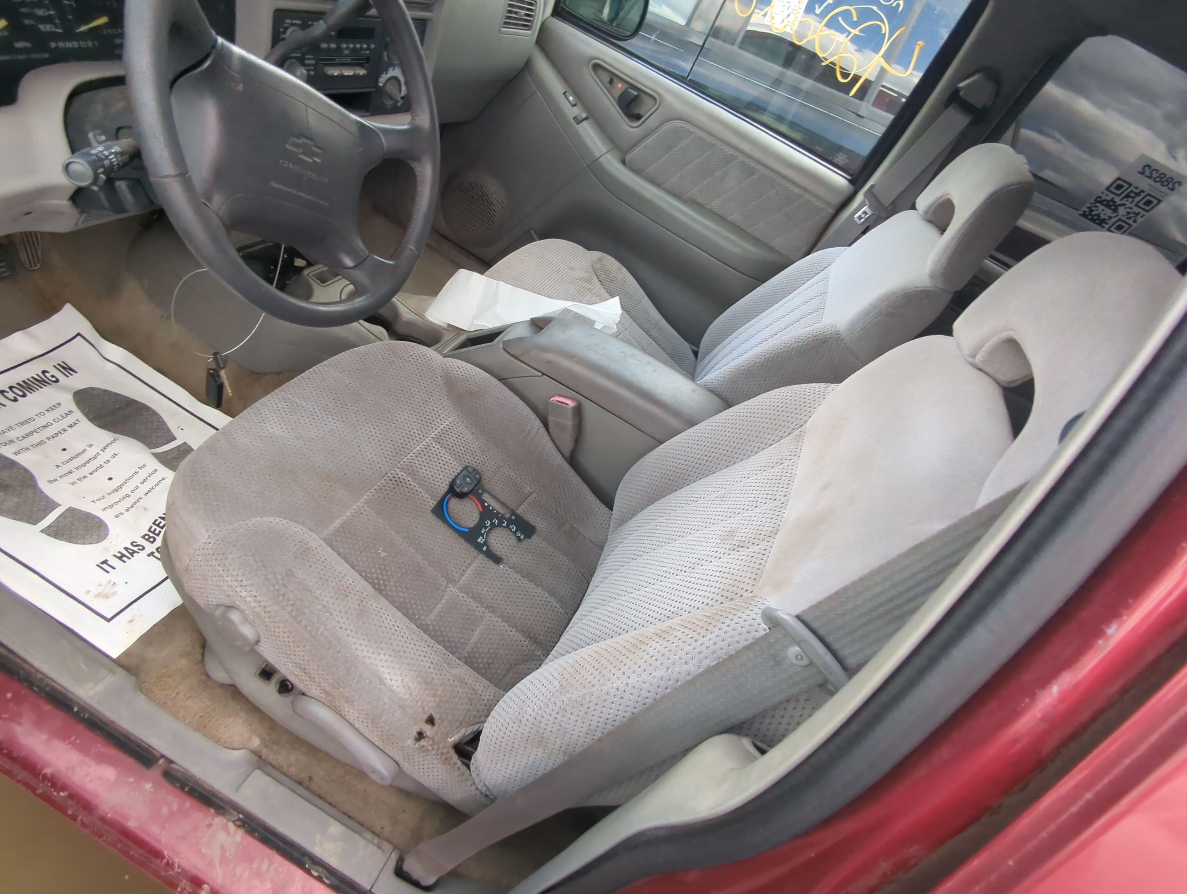 Picture of 1996 Chevrolet Blazer Driver Front Seat Oem 1077937