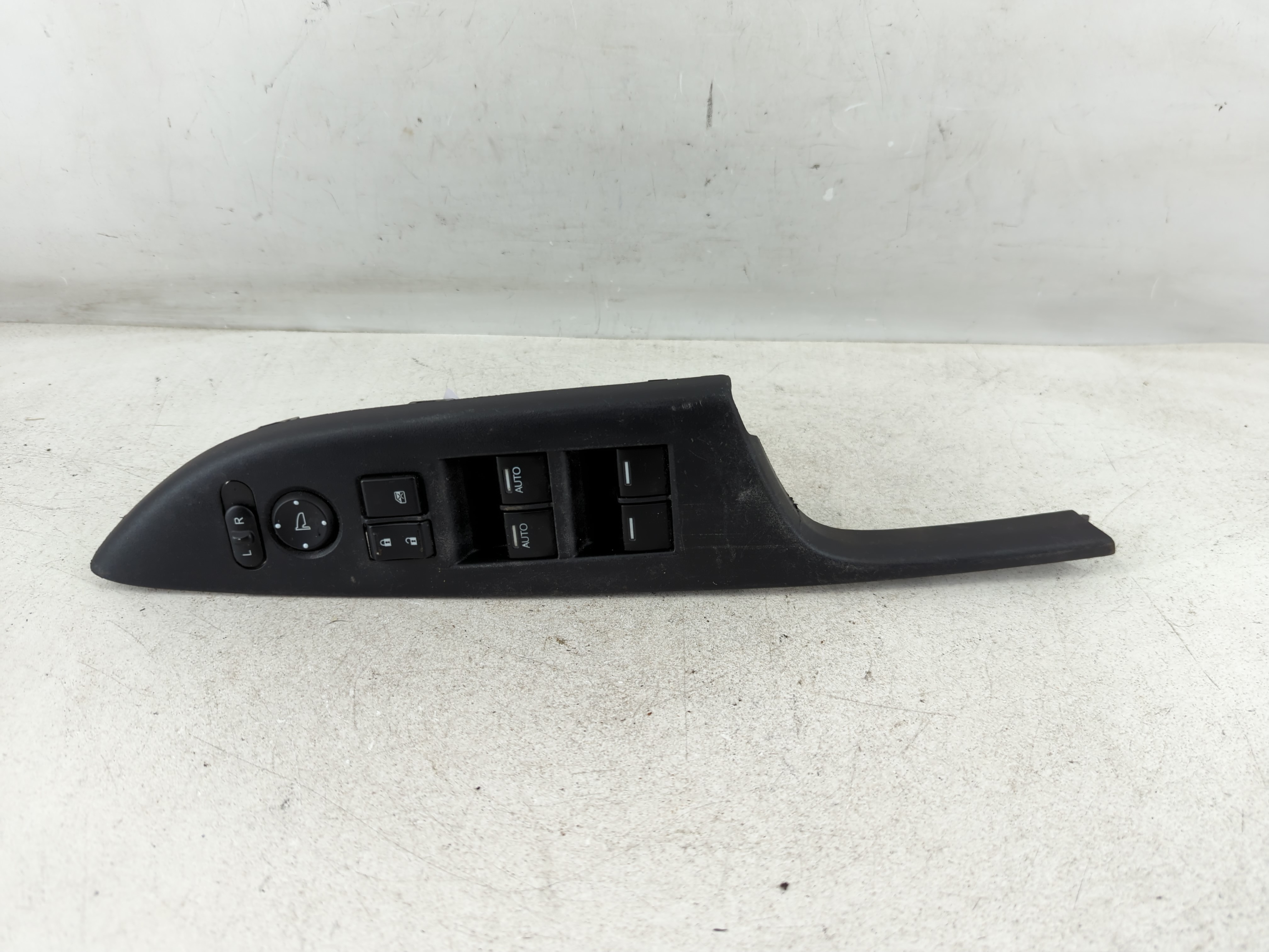 2013-2017 Honda Accord Driver Left Door Master Power Window Switch 1077987 - Oemusedautoparts1.com
