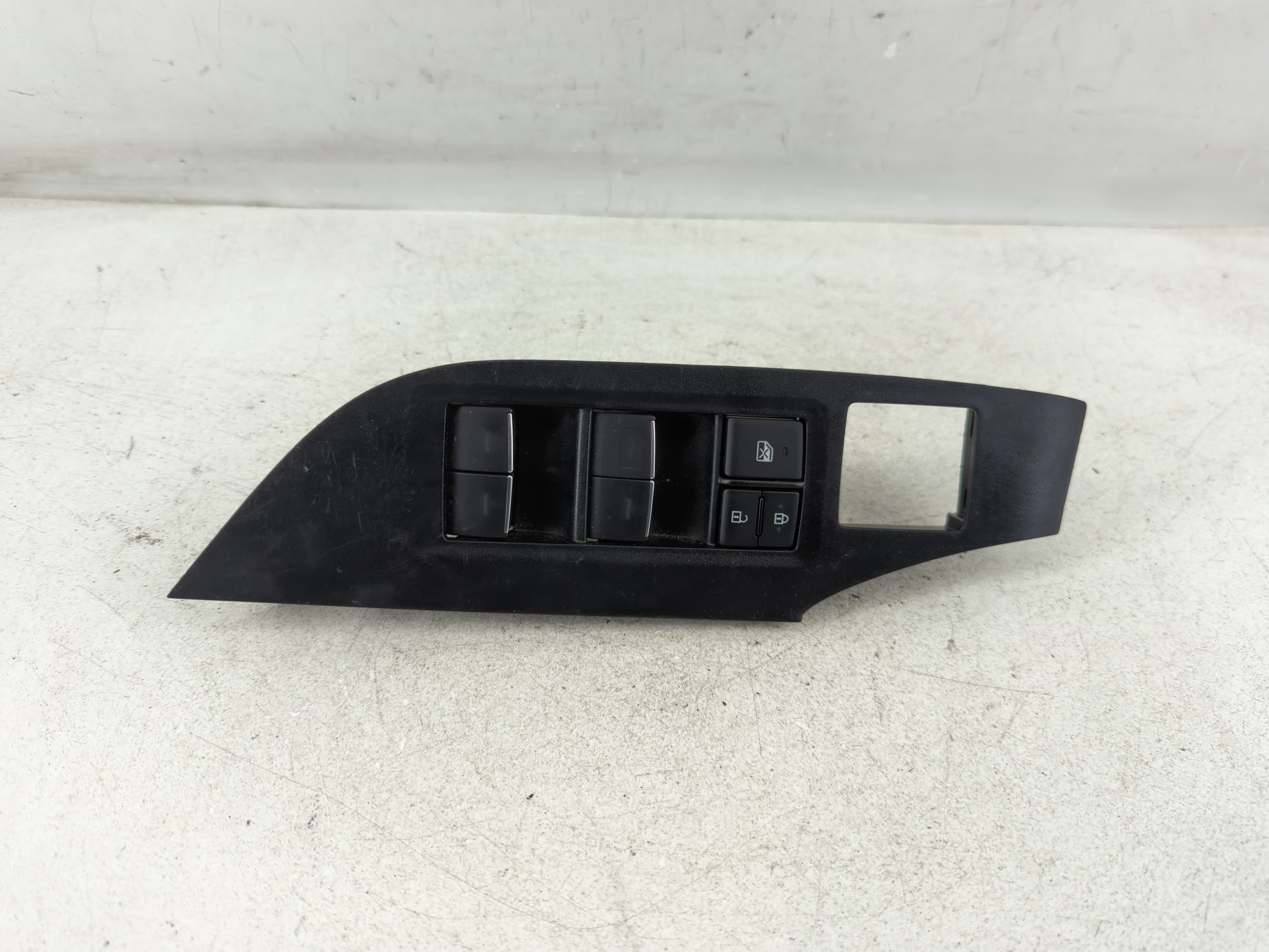 2018-2022 Toyota Camry Driver Left Door Master Power Window Switch 1077988 - Oemusedautoparts1.com