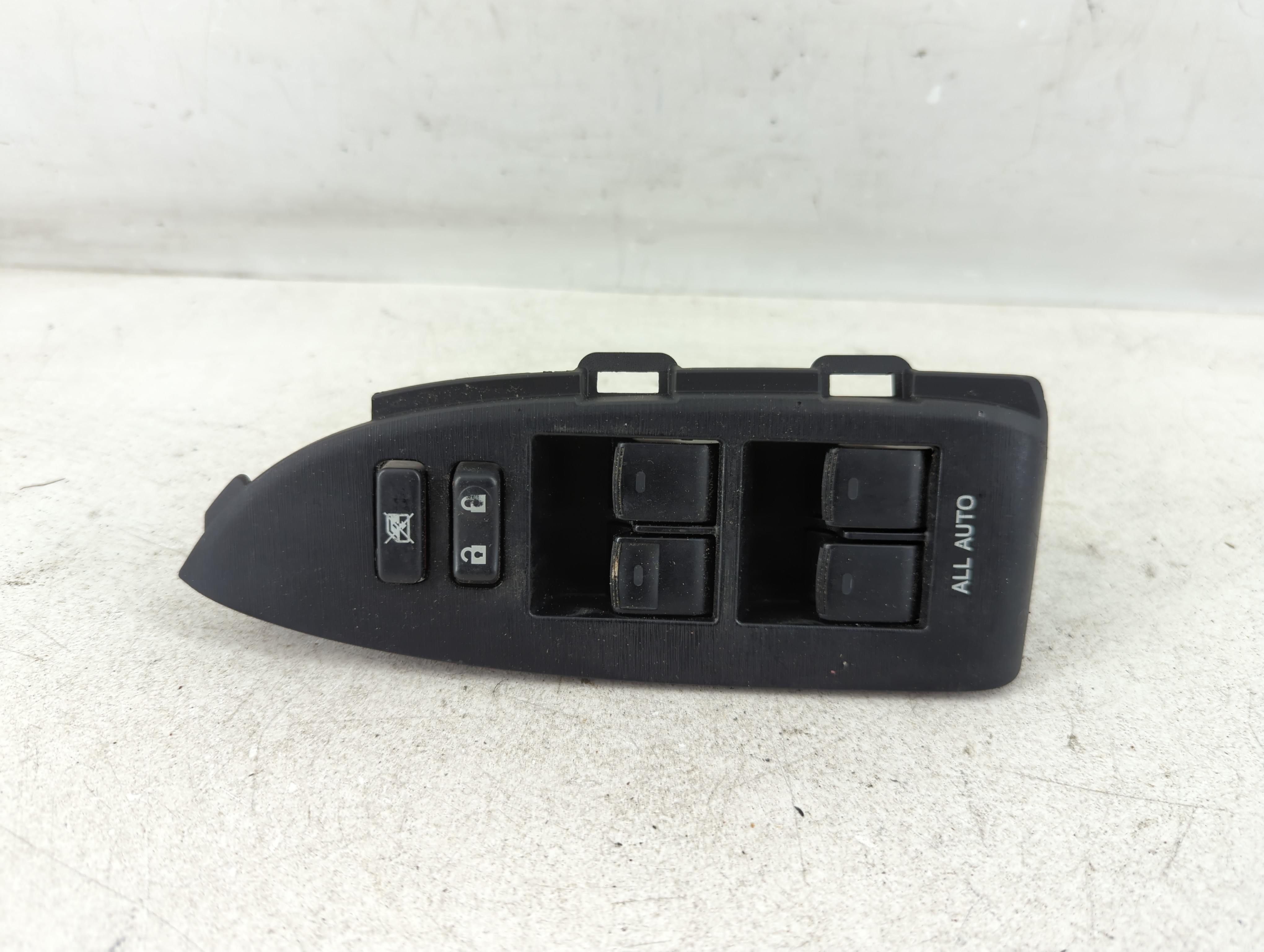 Toyota Prius Driver Left Door Master Power Window Switch 74232-47090 1078016 - Oemusedautoparts1.com