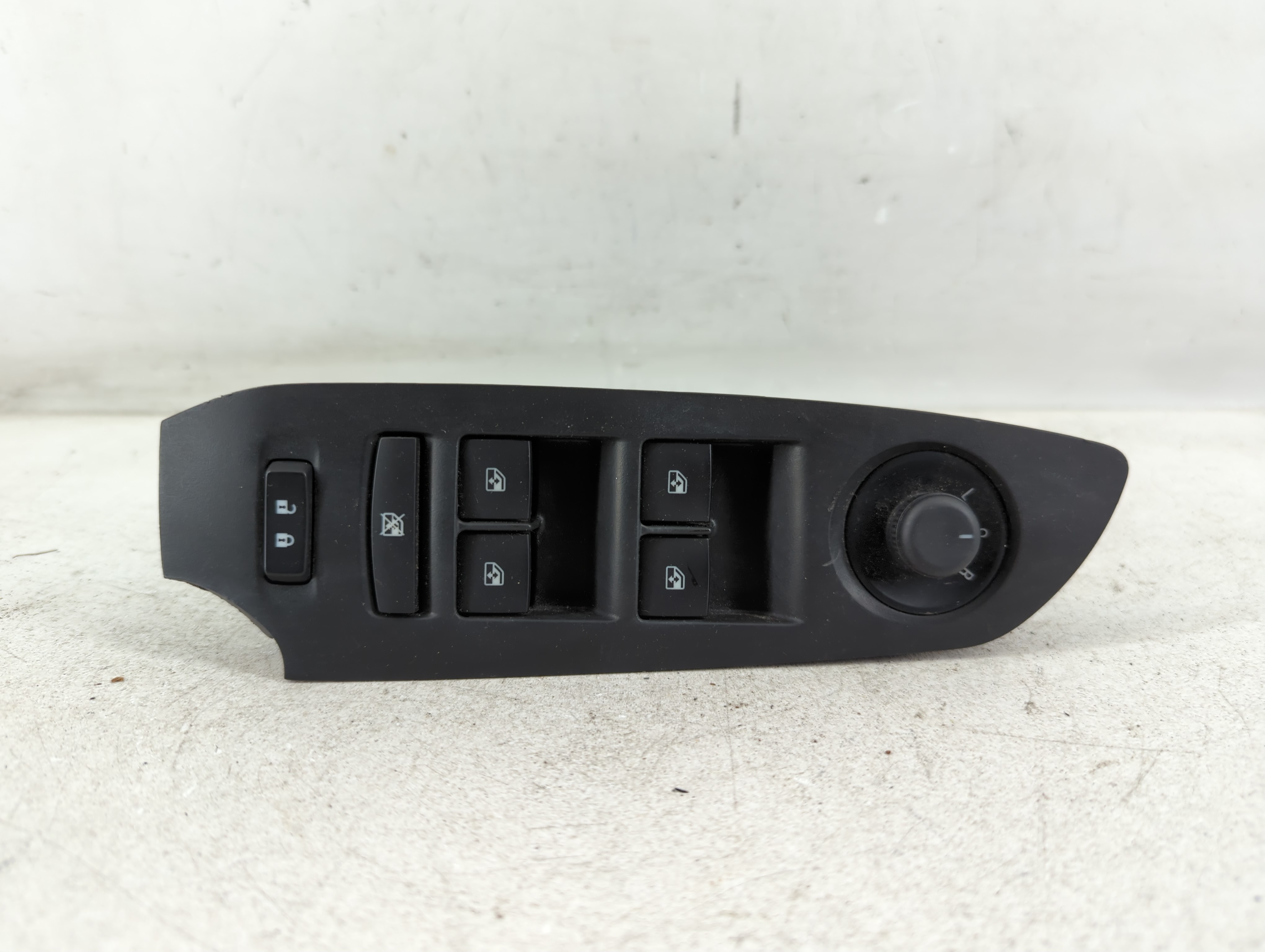 2017-2021 Chevrolet Trax Driver Left Door Master Power Window Switch 1078042 - Oemusedautoparts1.com
