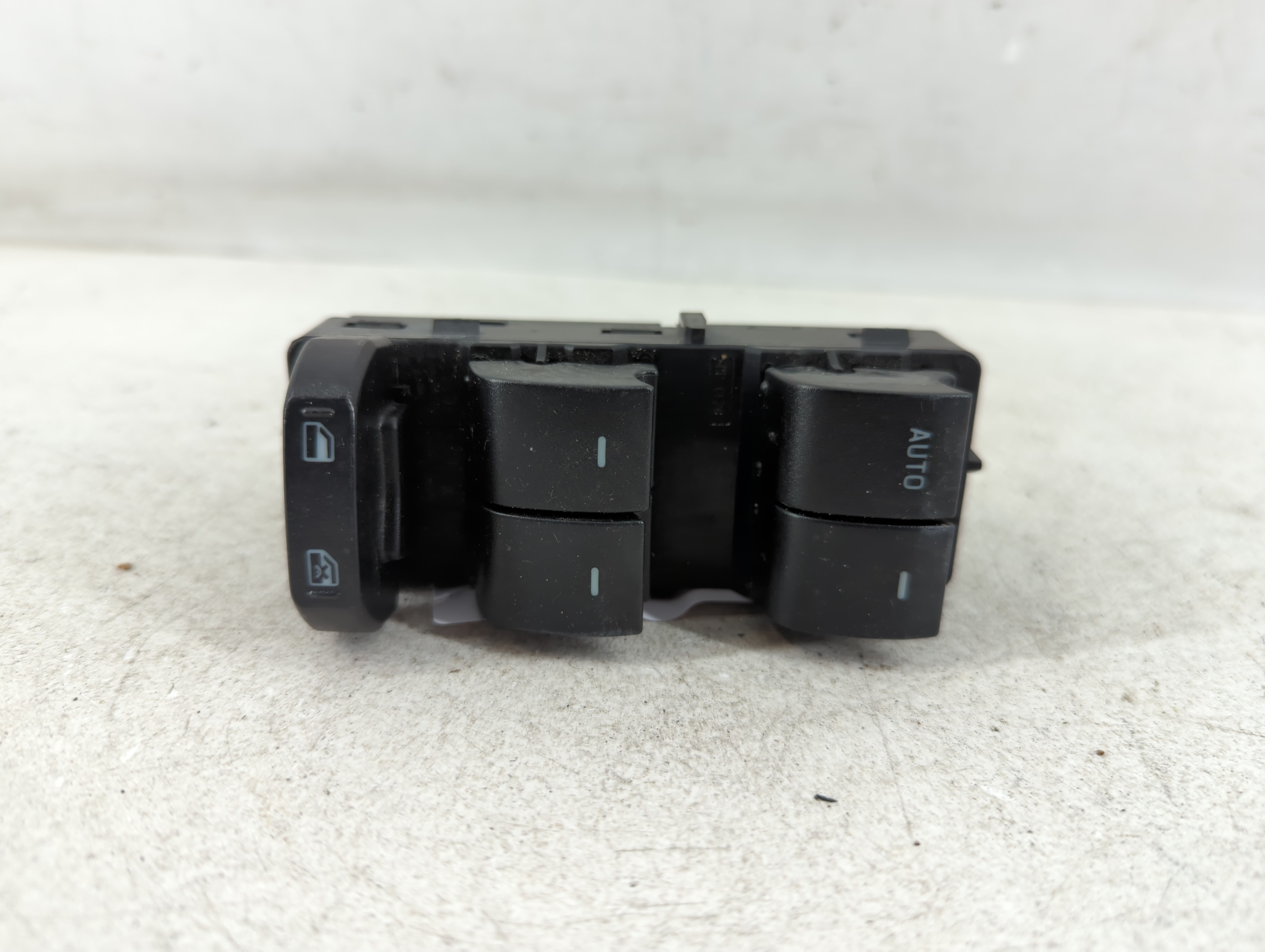 2008-2012 Ford Escape Driver Left Door Master Power Window Switch 1078046 - Oemusedautoparts1.com