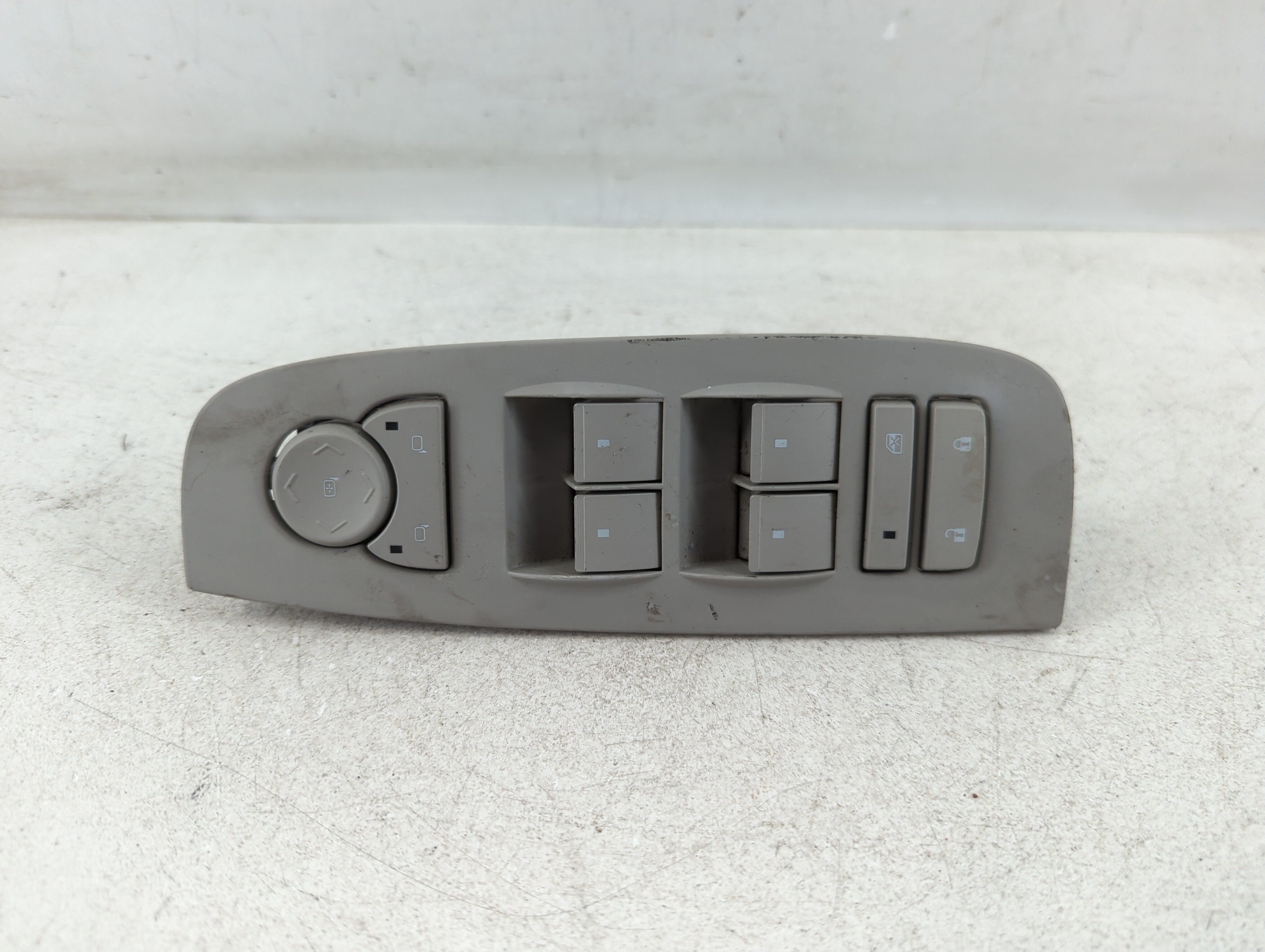 2006-2011 Cadillac Dts Driver Left Door Master Power Window Switch 1078057 - Oemusedautoparts1.com