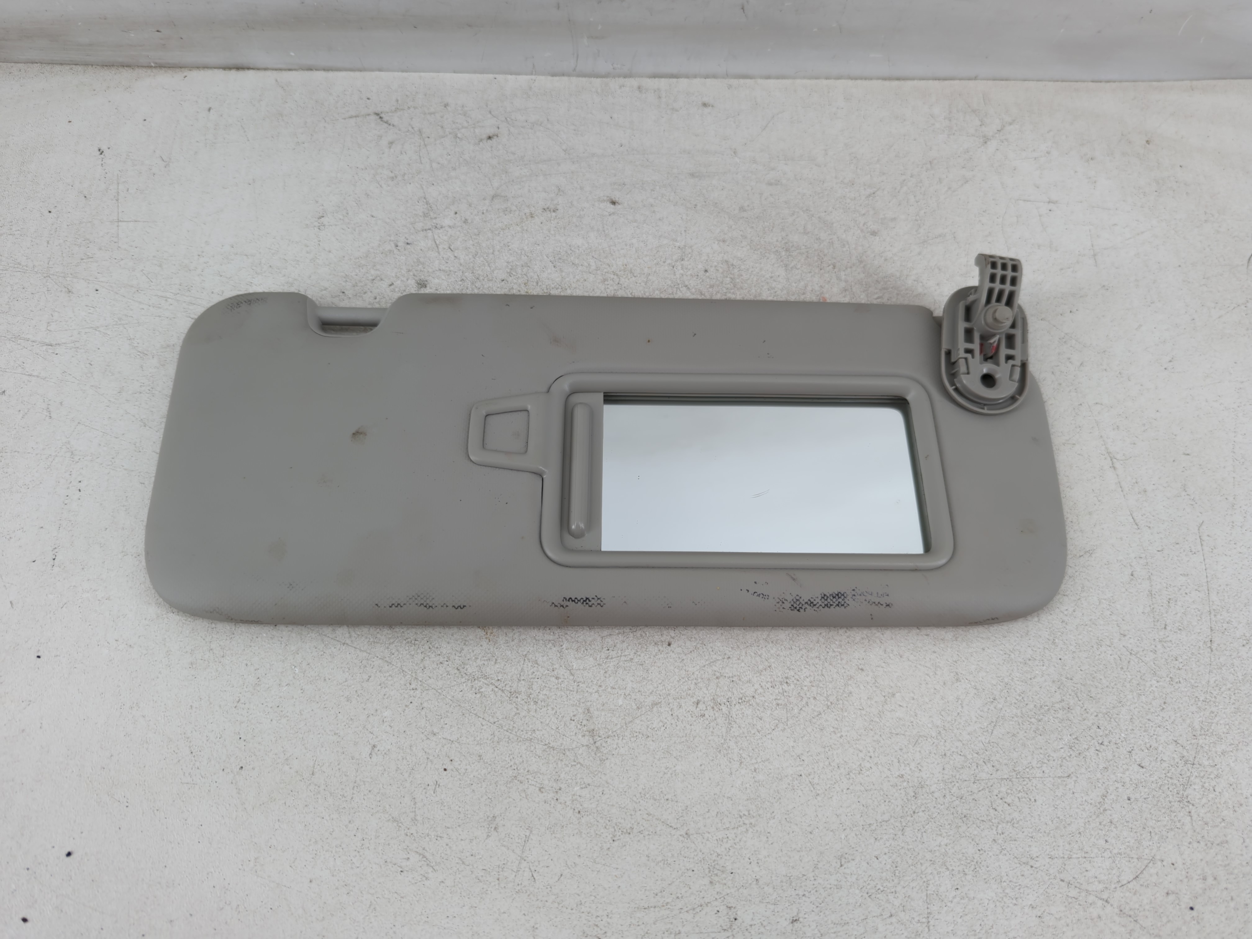 2019-2021 Kia Forte Passenger Sun Visor Mirror Right Sunvisor Grey 1078102 - Oemusedautoparts1.com