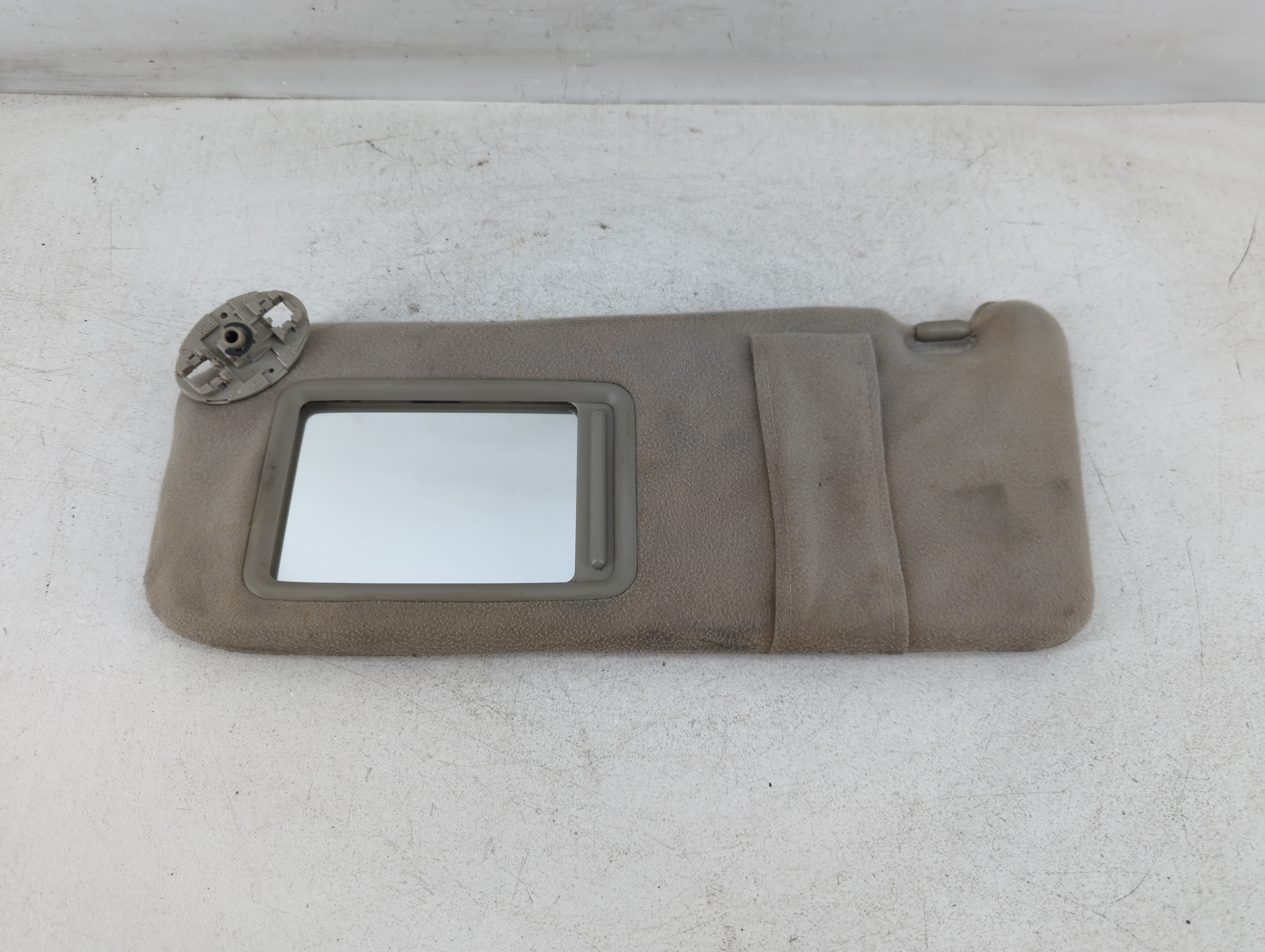 2007-2011 Toyota Camry Driver Sun Visor Mirror Left Sunvisor Beige 1078130 - Oemusedautoparts1.com