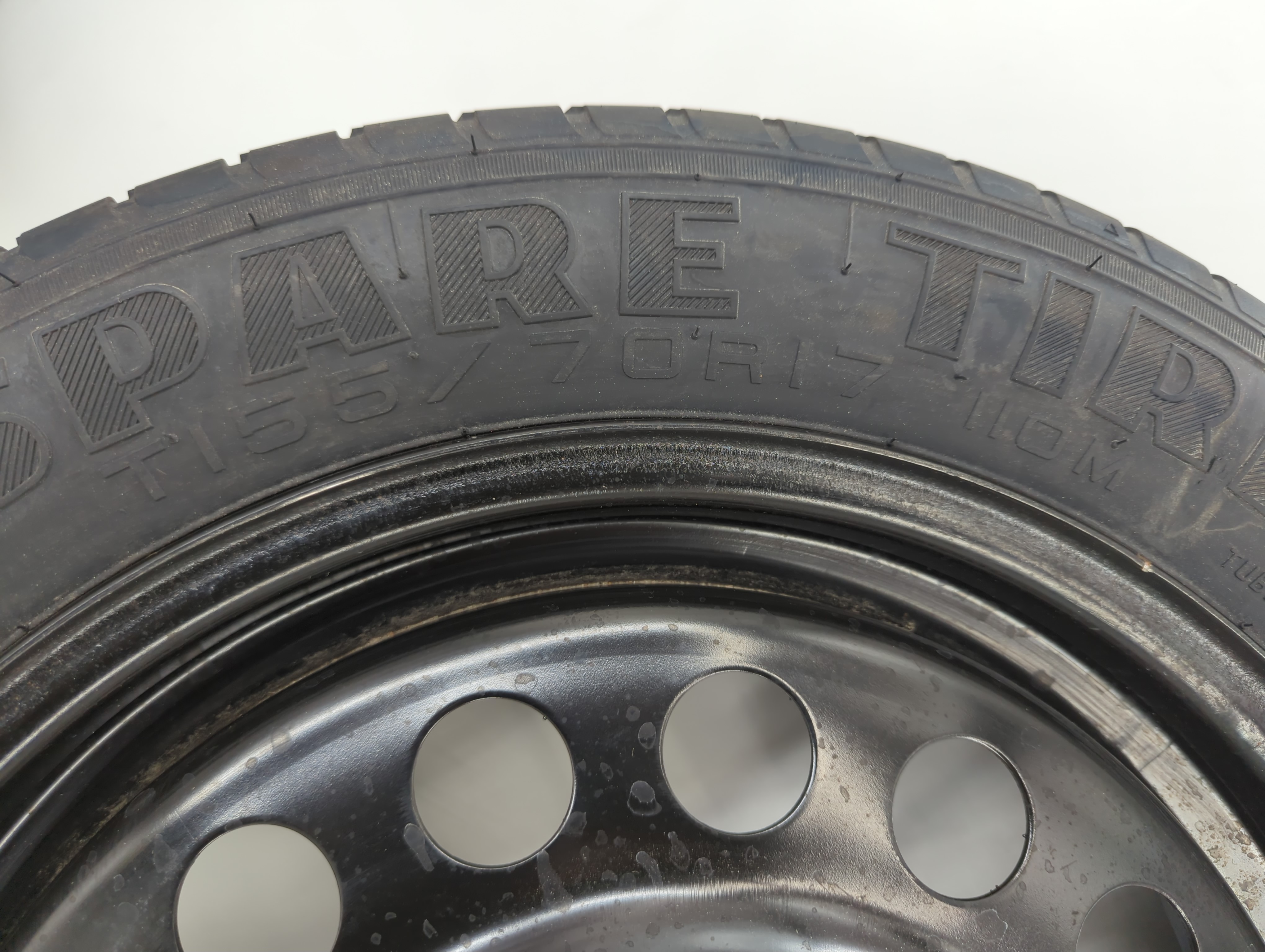 2013-2019 Ford Escape Spare Donut Tire Wheel Rim Oem 1078227 - Oemusedautoparts1.com