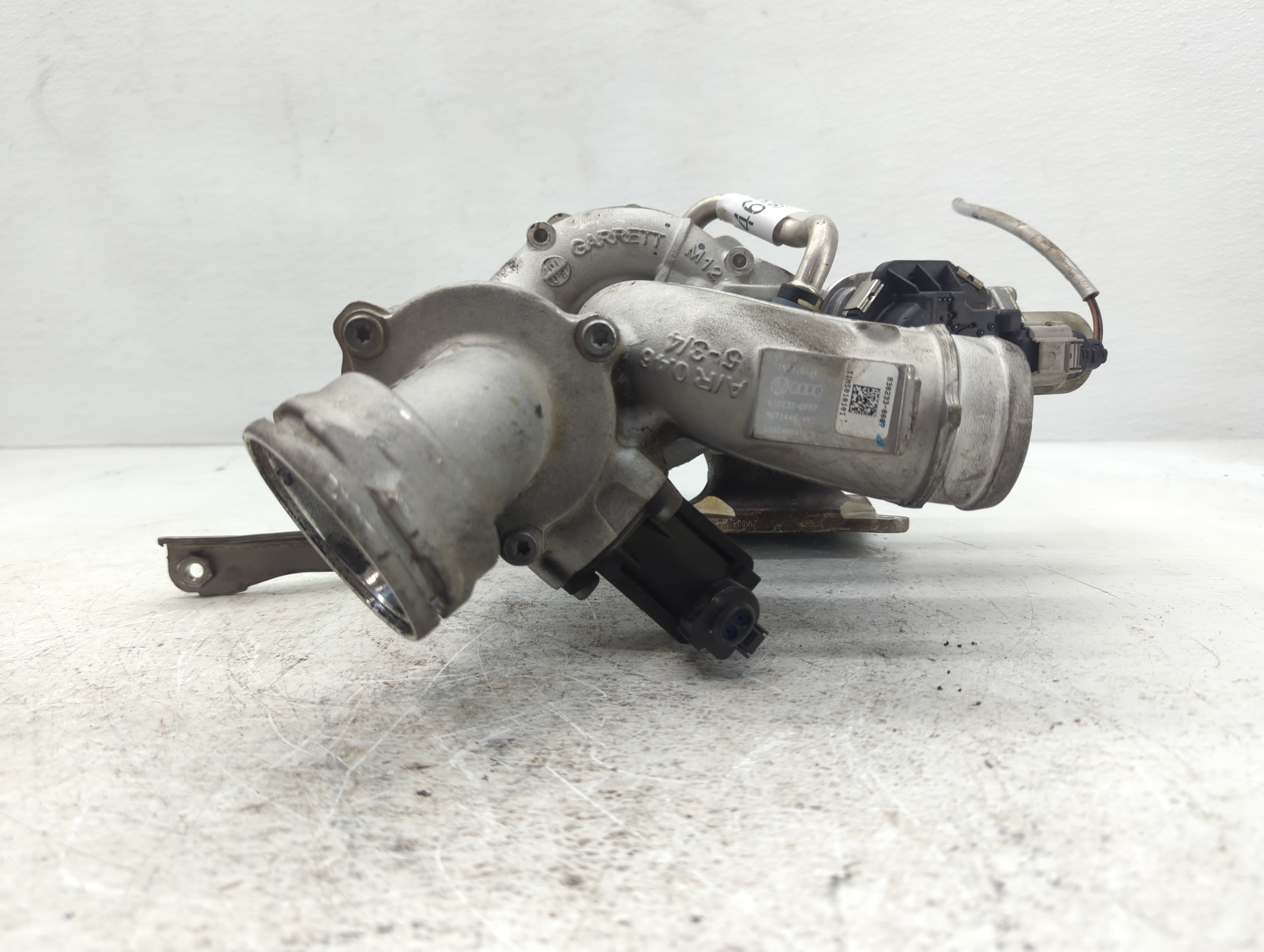 2018 Volkswagen Passat Turbocharger Exhaust Manifold With Turbo Charger 1078246 - Oemusedautoparts1.com