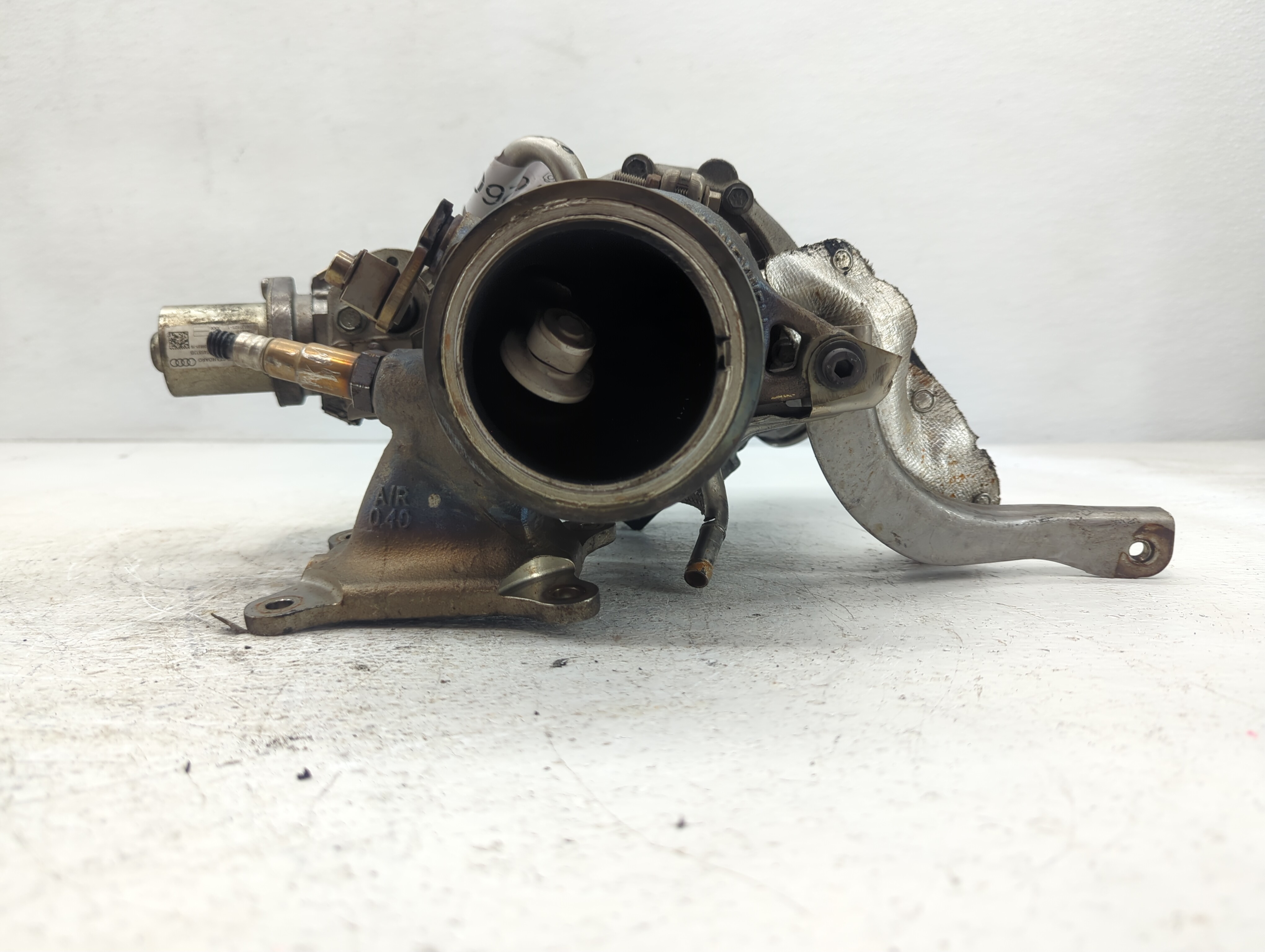 2018 Volkswagen Passat Turbocharger Exhaust Manifold With Turbo Charger 1078260 - Oemusedautoparts1.com