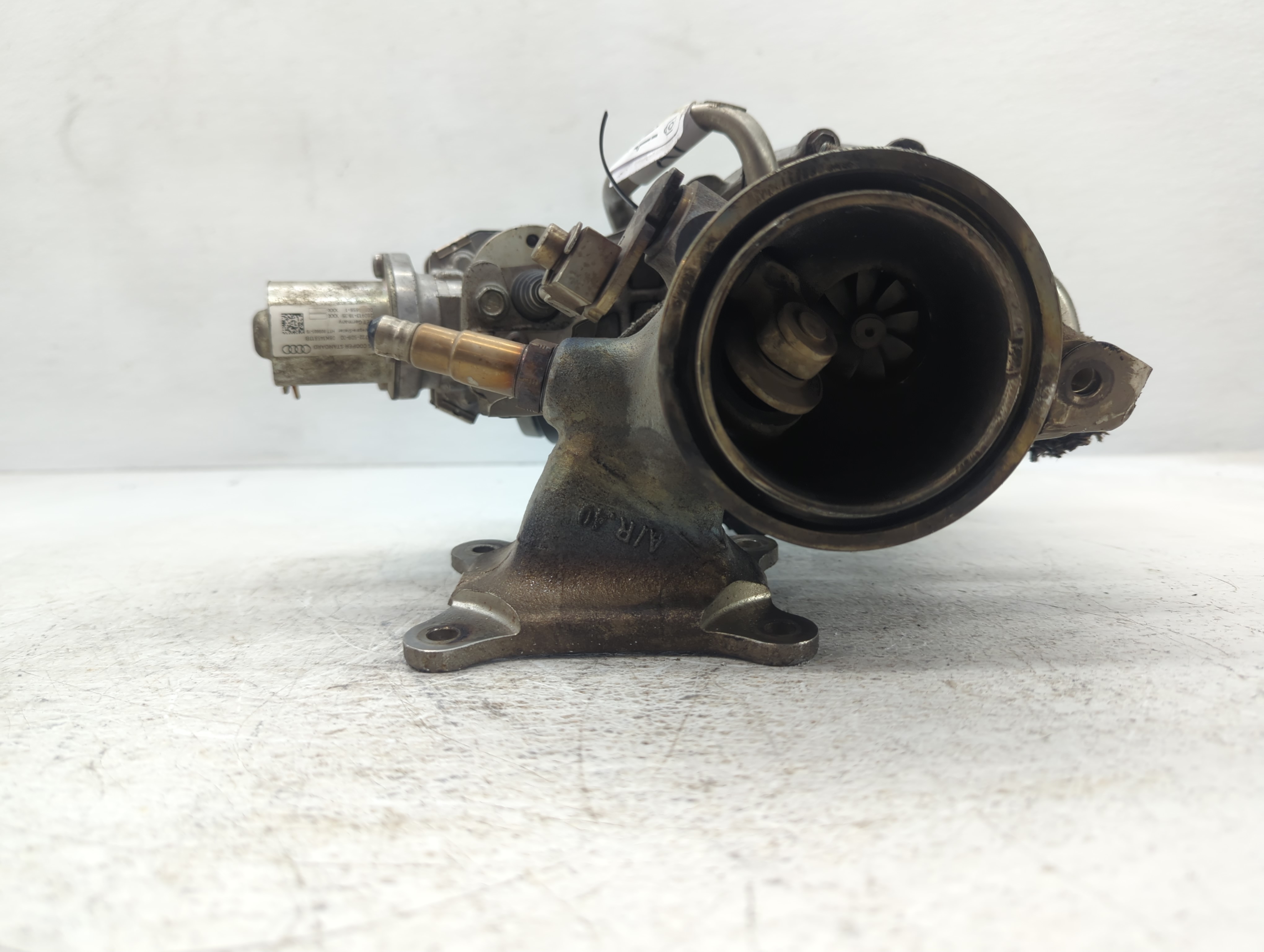 2018 Volkswagen Passat Turbocharger Exhaust Manifold With Turbo Charger 1078271 - Oemusedautoparts1.com