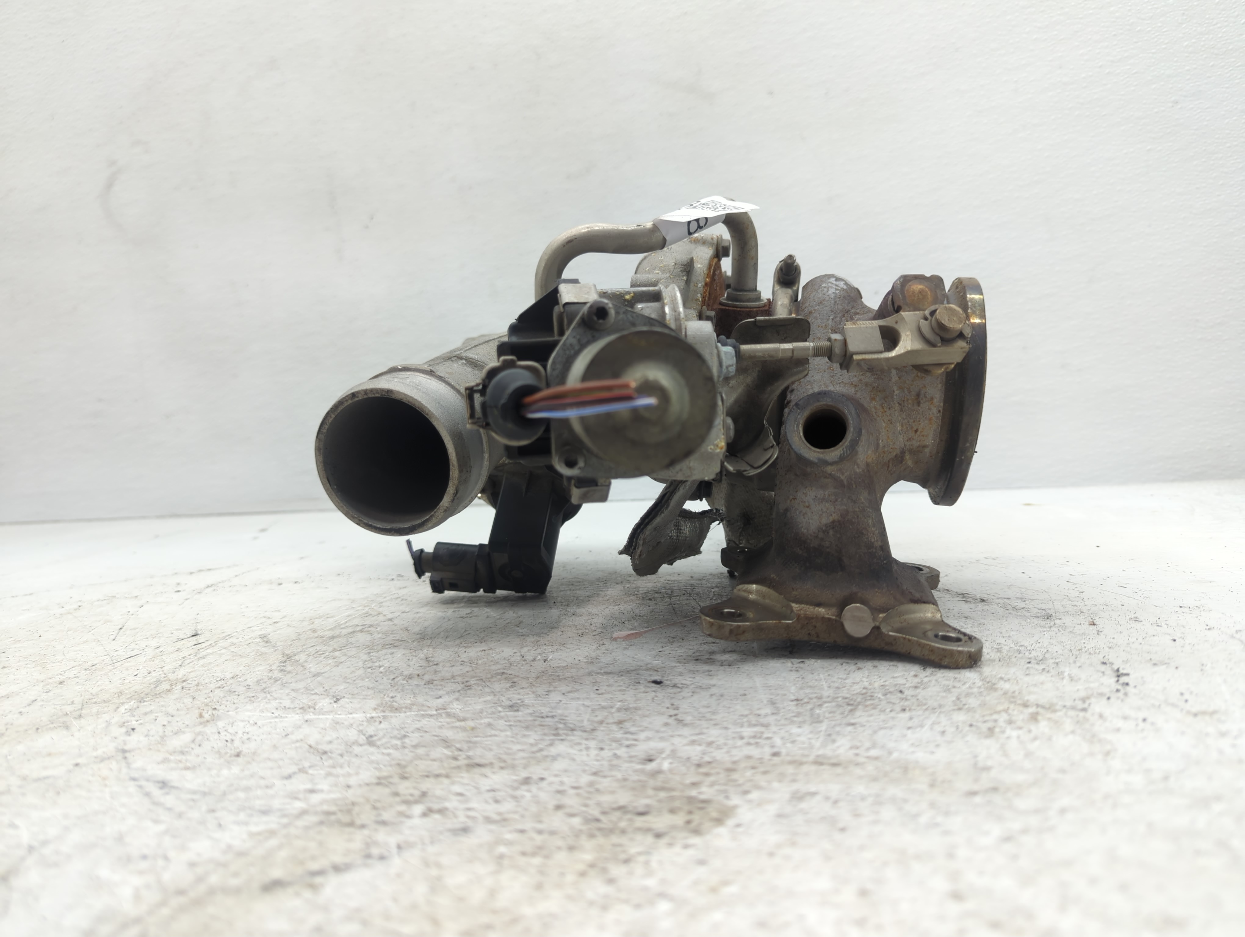 2012 Volkswagen Passat Turbocharger Exhaust Manifold With Turbo Charger 1078298 - Oemusedautoparts1.com