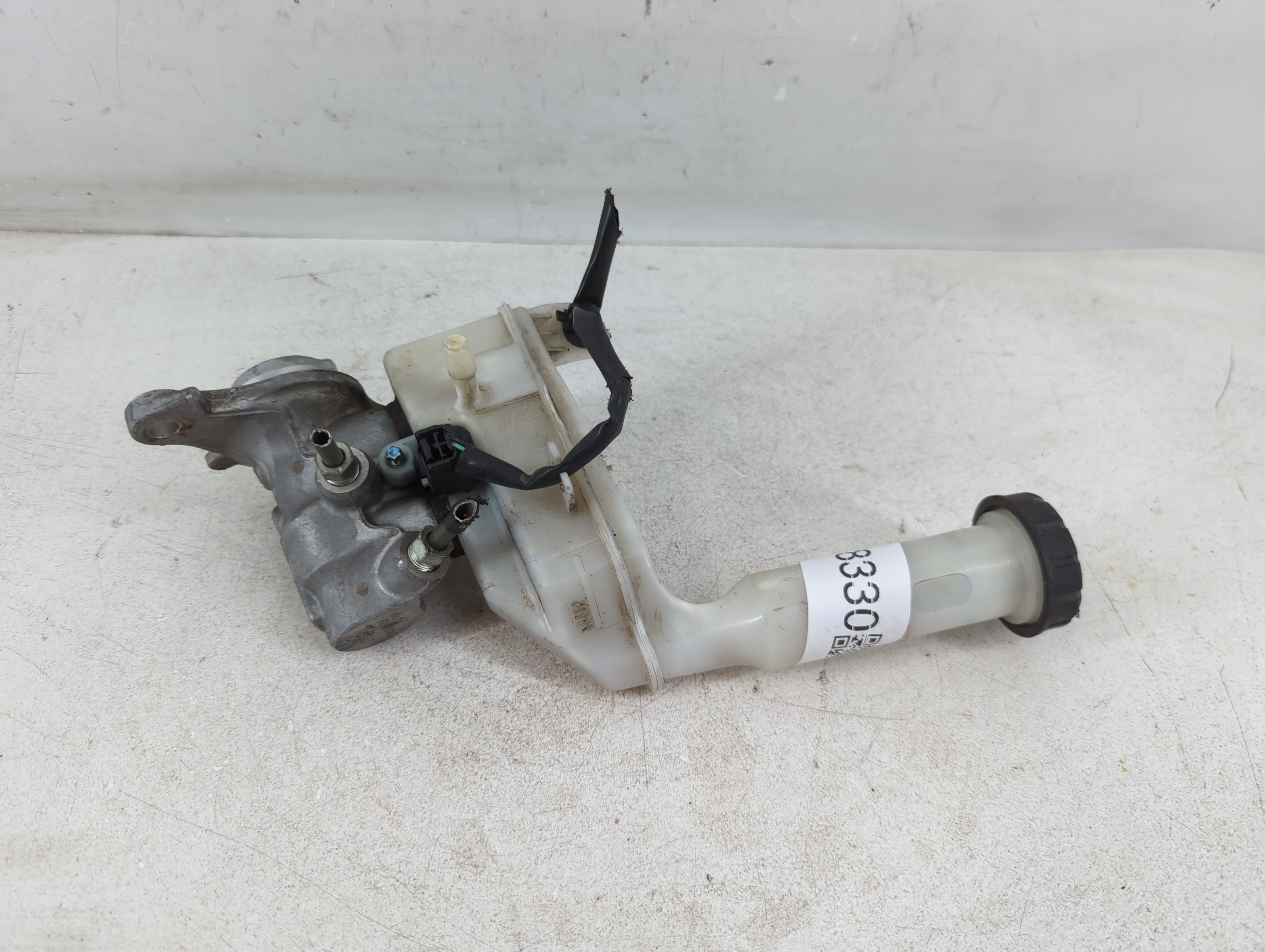 2013-2019 Nissan Sentra Brake Master Cylinder 1078330 - Oemusedautoparts1.com