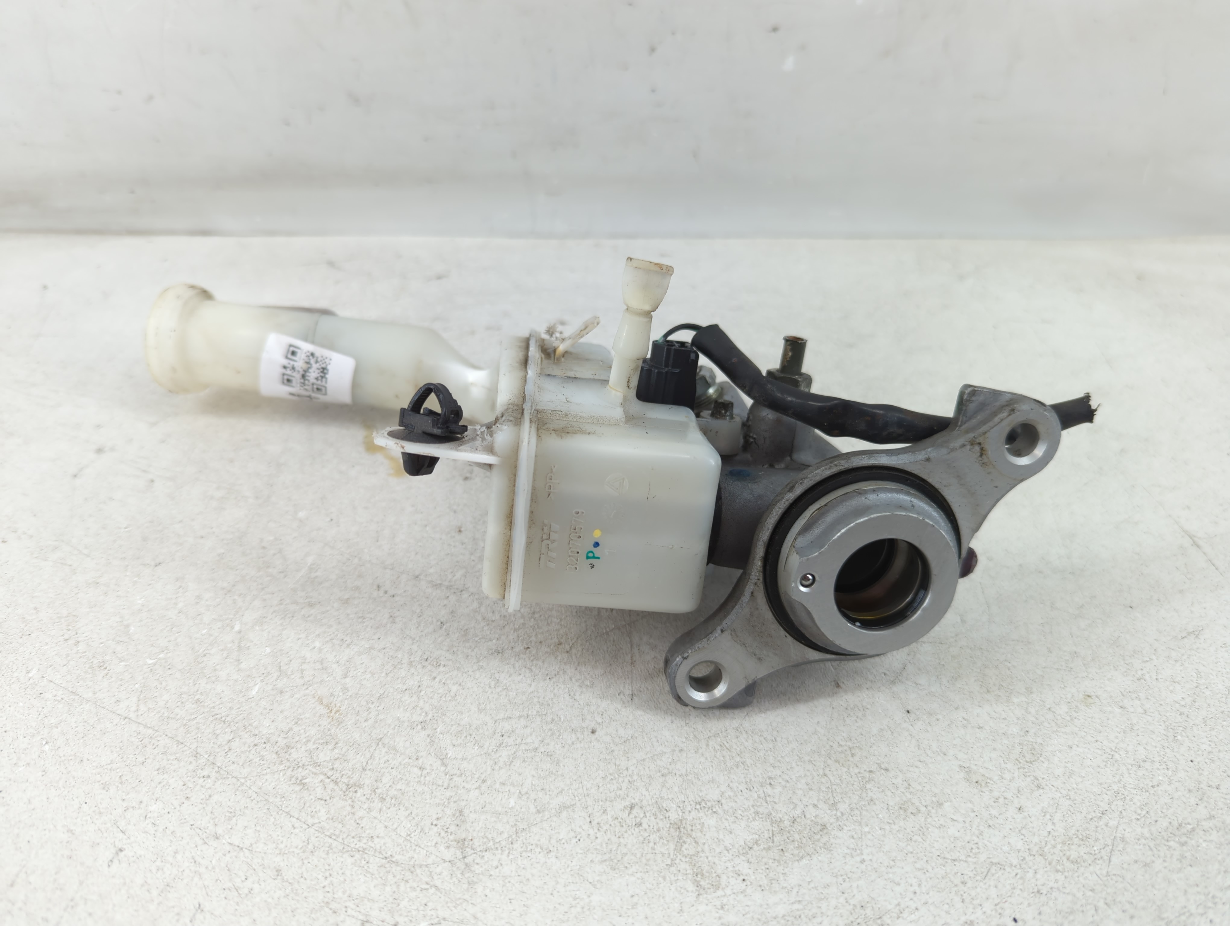 2013-2019 Nissan Sentra Brake Master Cylinder 1078334 - Oemusedautoparts1.com