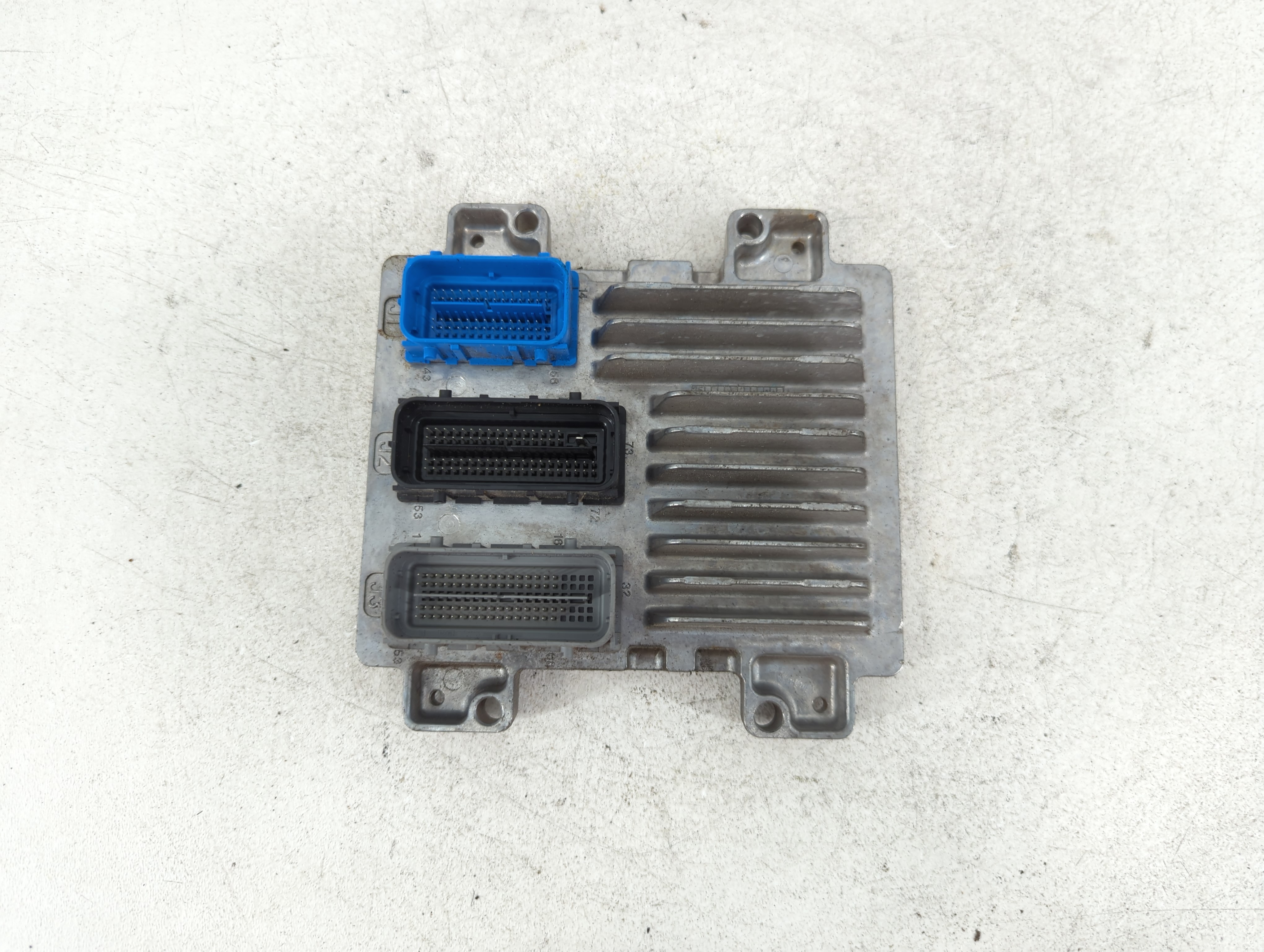 2016 Chevrolet Express 2500 Engine Control Computer Ecu Pcm Ecm Pcu Oem 1078387 - Oemusedautoparts1.com