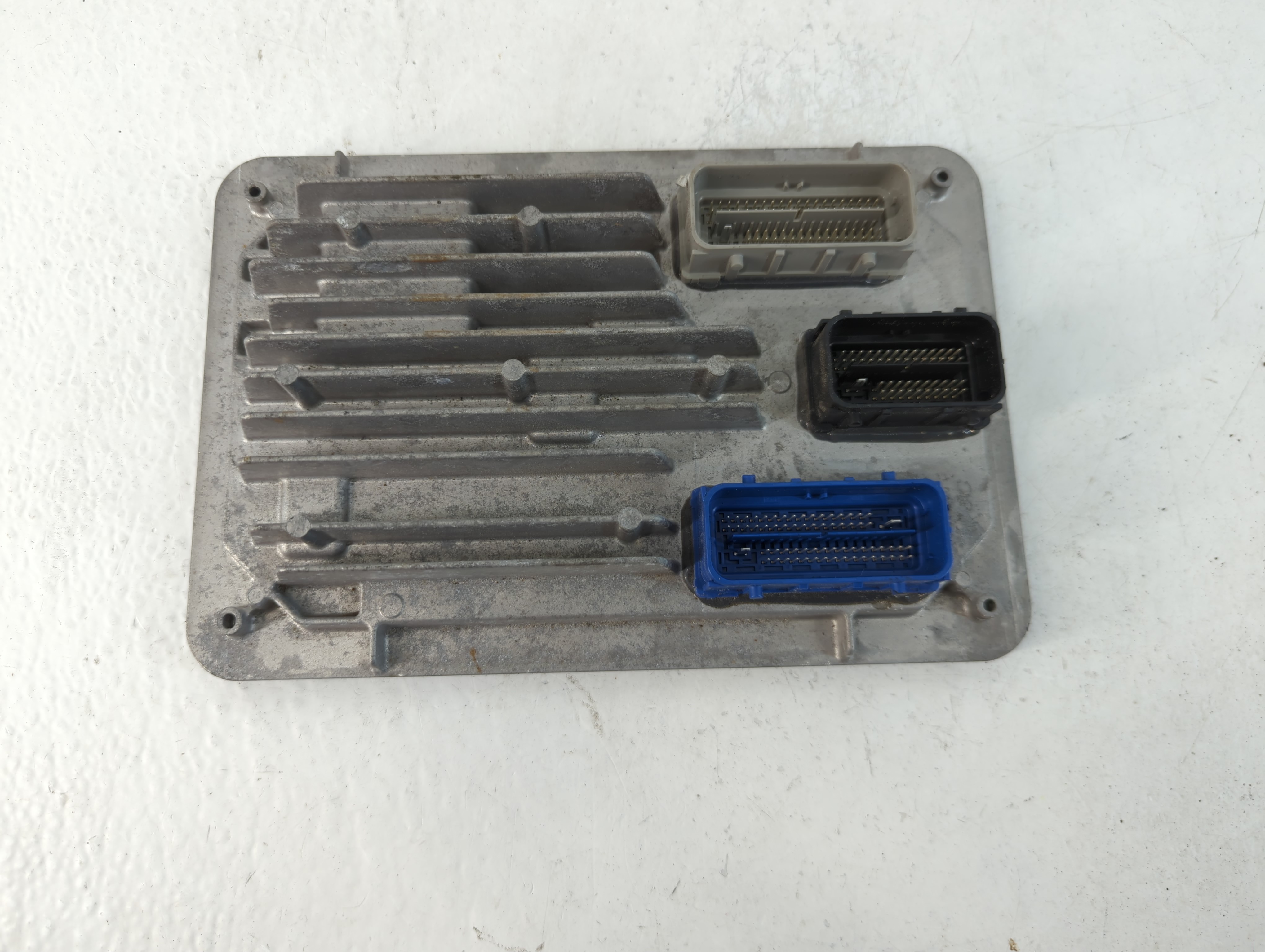 Picture of 2020-2020 Cadillac Xt5 Engine Control Computer Ecu Pcm Ecm Pcu Oem 1078565