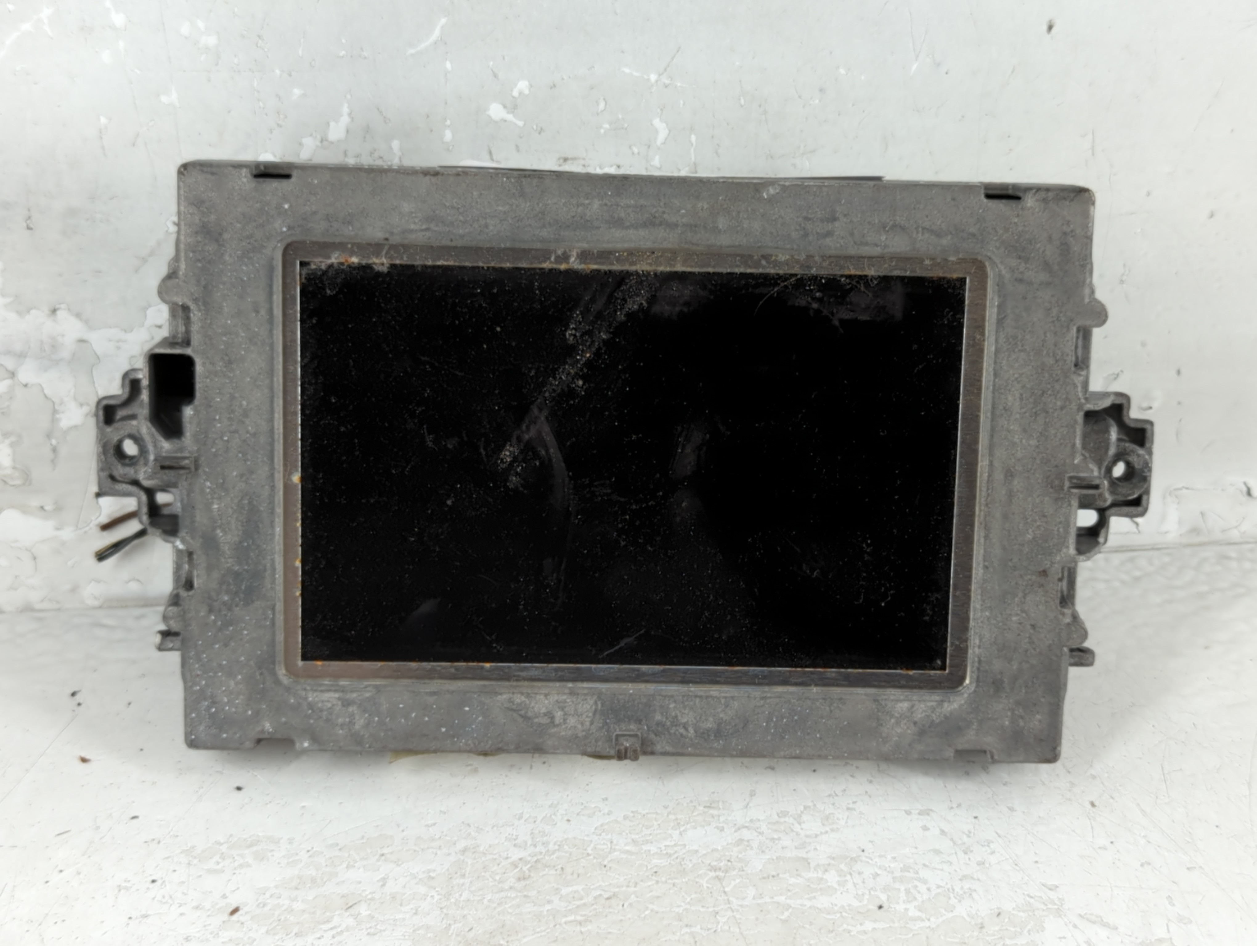 2012-2015 Mercedes-benz C250 Information Display Screen 1078624 - Oemusedautoparts1.com
