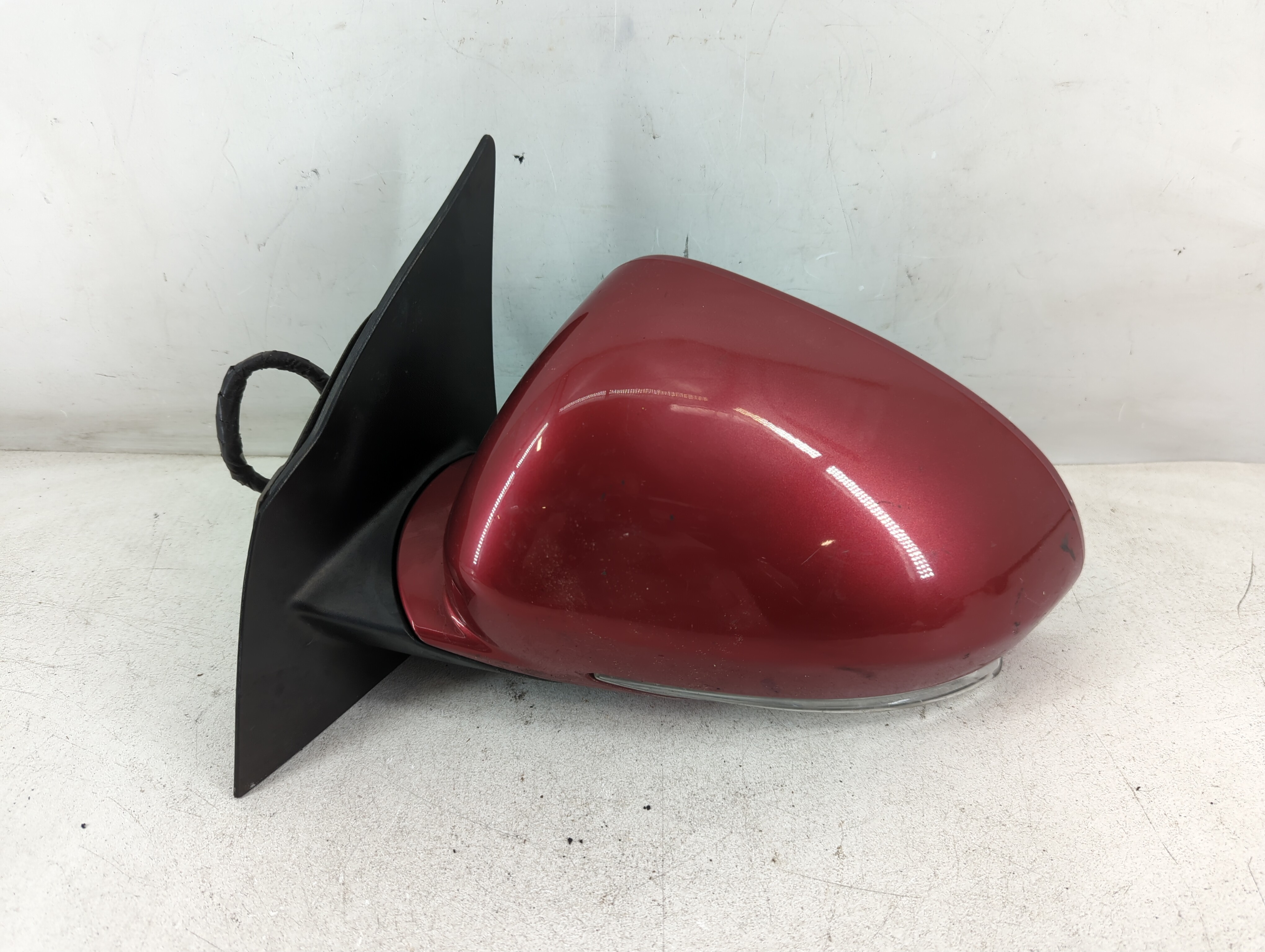 2013-2017 Buick Enclave Driver Left Side View Power Door Mirror Burgundy 1078629 - Oemusedautoparts1.com