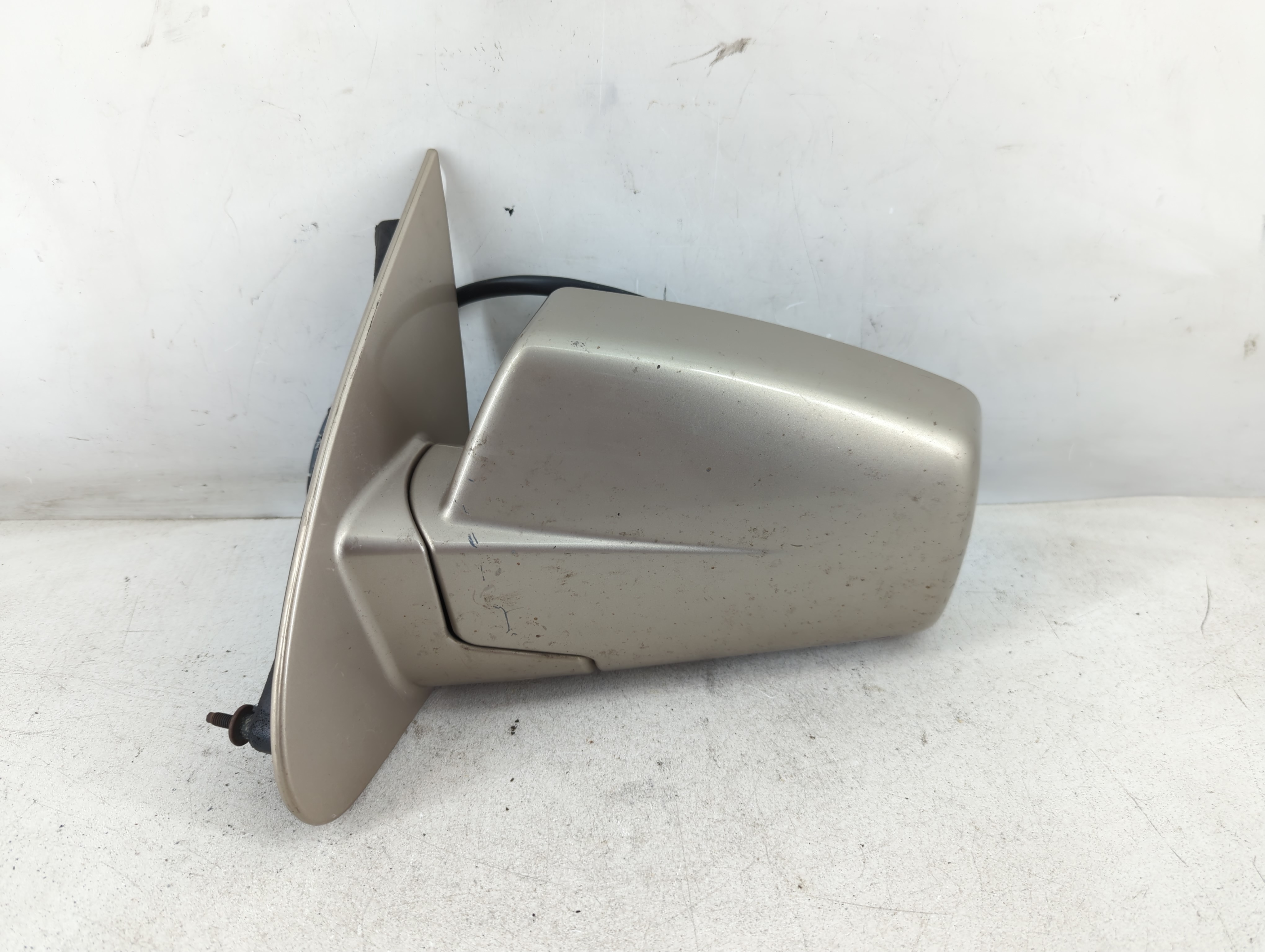 2004-2006 Cadillac Srx Driver Left Side View Power Door Mirror Silver 1078658 - Oemusedautoparts1.com