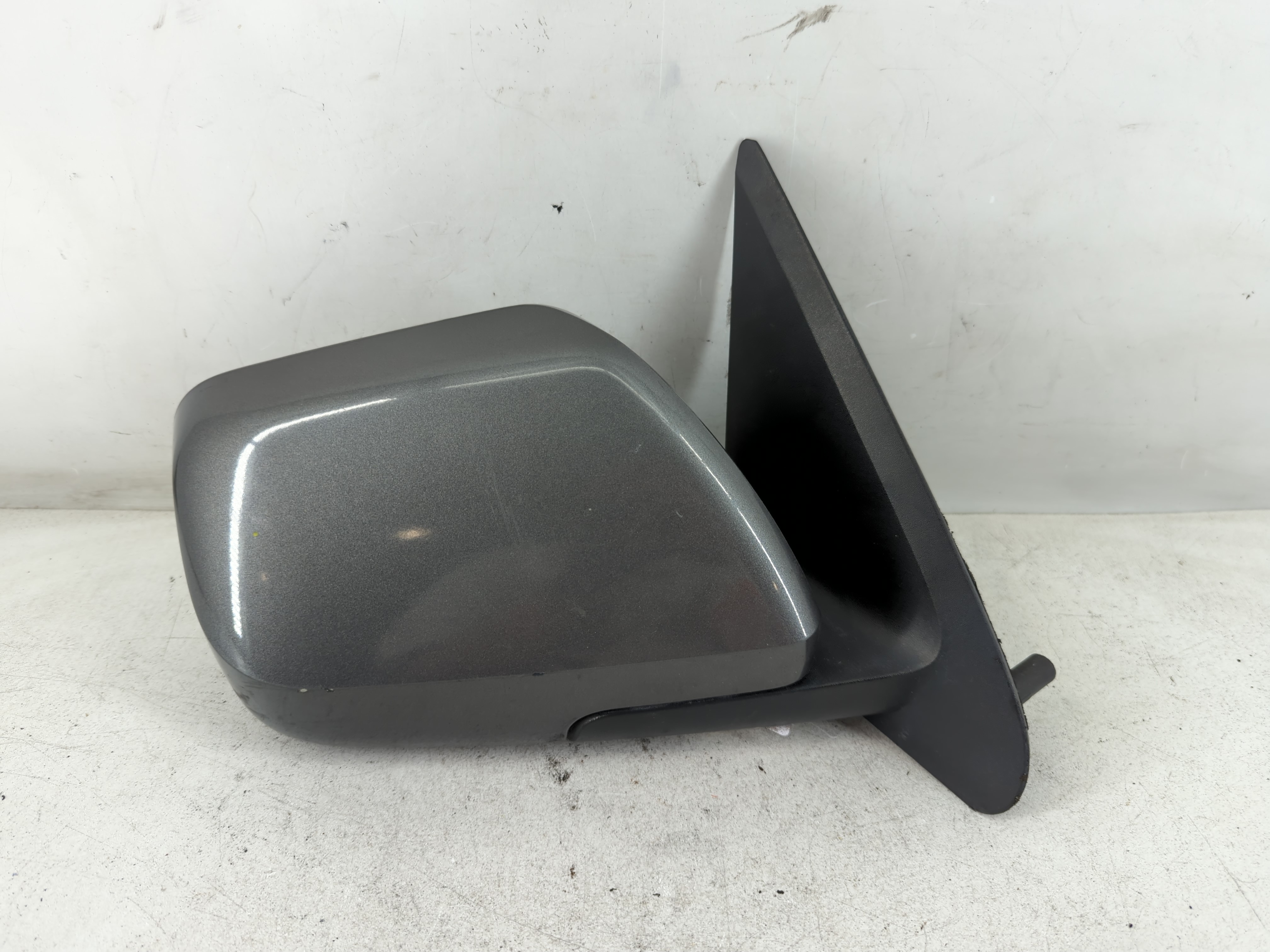 2011 Mazda Tribute Driver Left Side View Power Door Mirror Grey 1078666 - Oemusedautoparts1.com