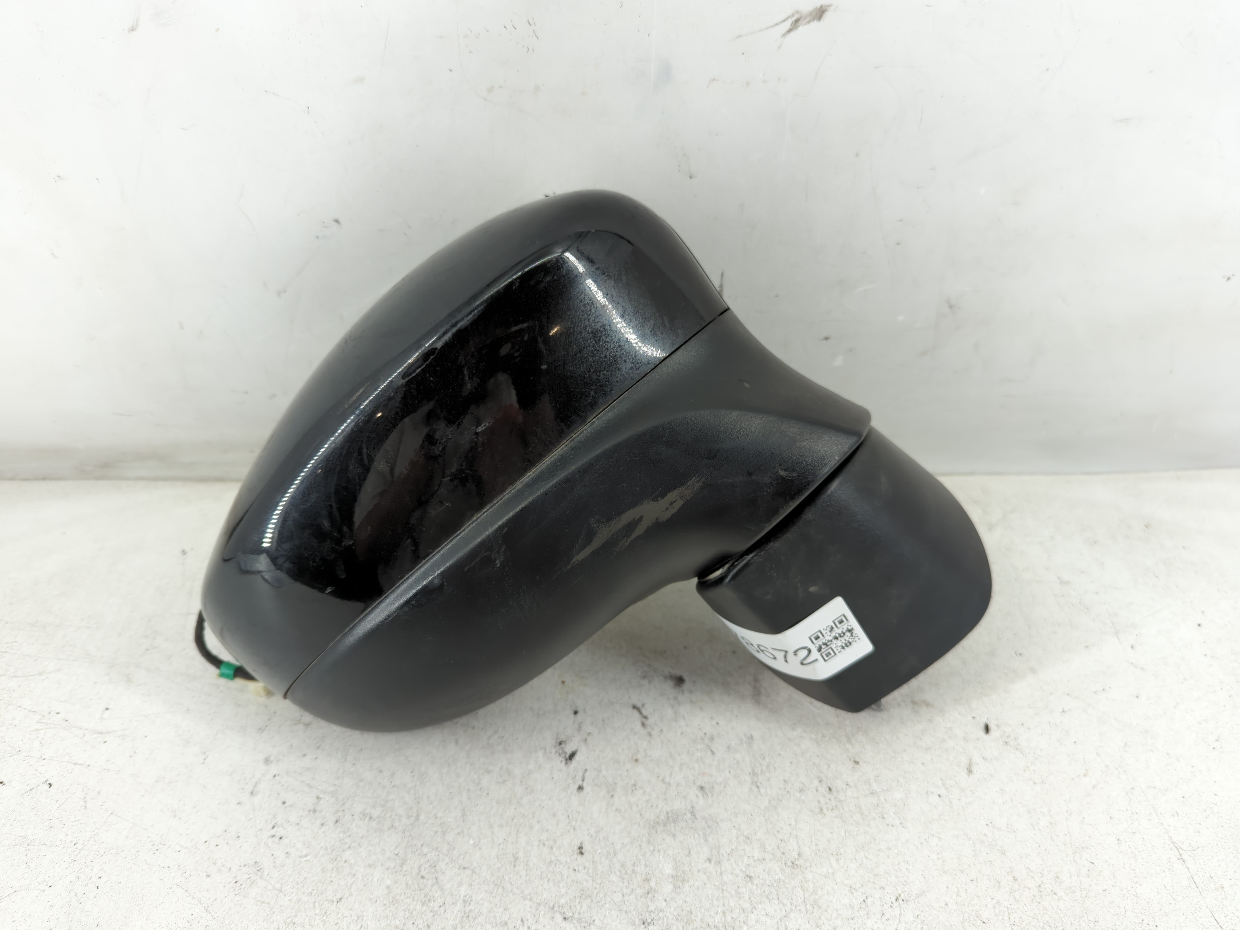 2024 Chrysler Voyager Passenger Right Side View Power Door Mirror Black 1078672 - Oemusedautoparts1.com