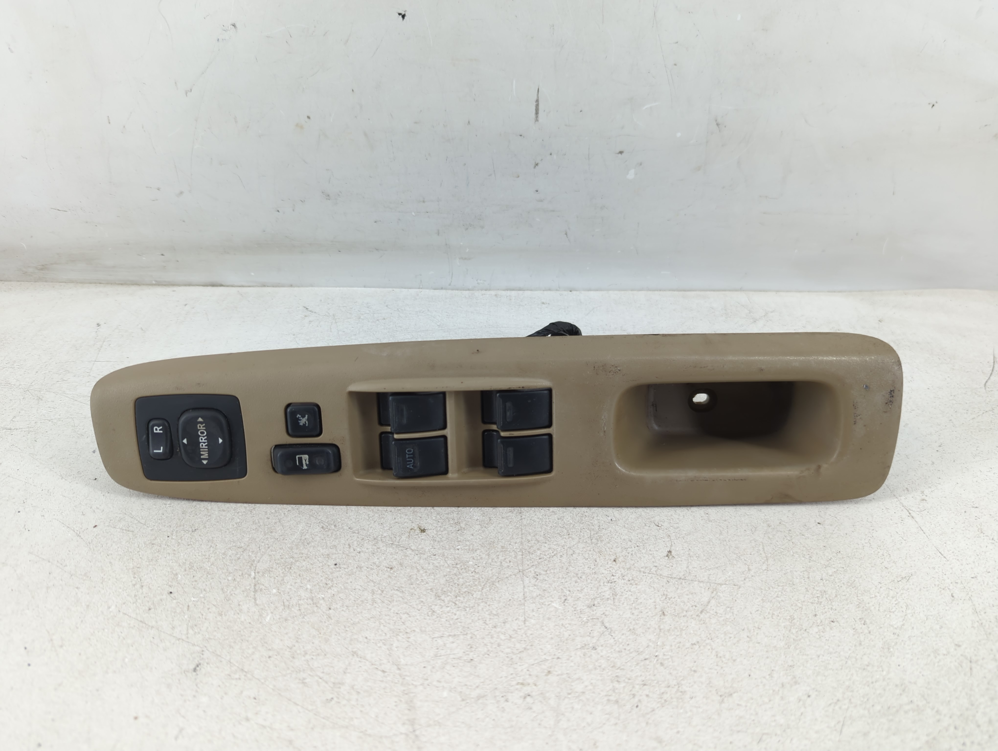 2002-2006 Toyota Camry Driver Left Door Master Power Window Switch 1078741 - Oemusedautoparts1.com