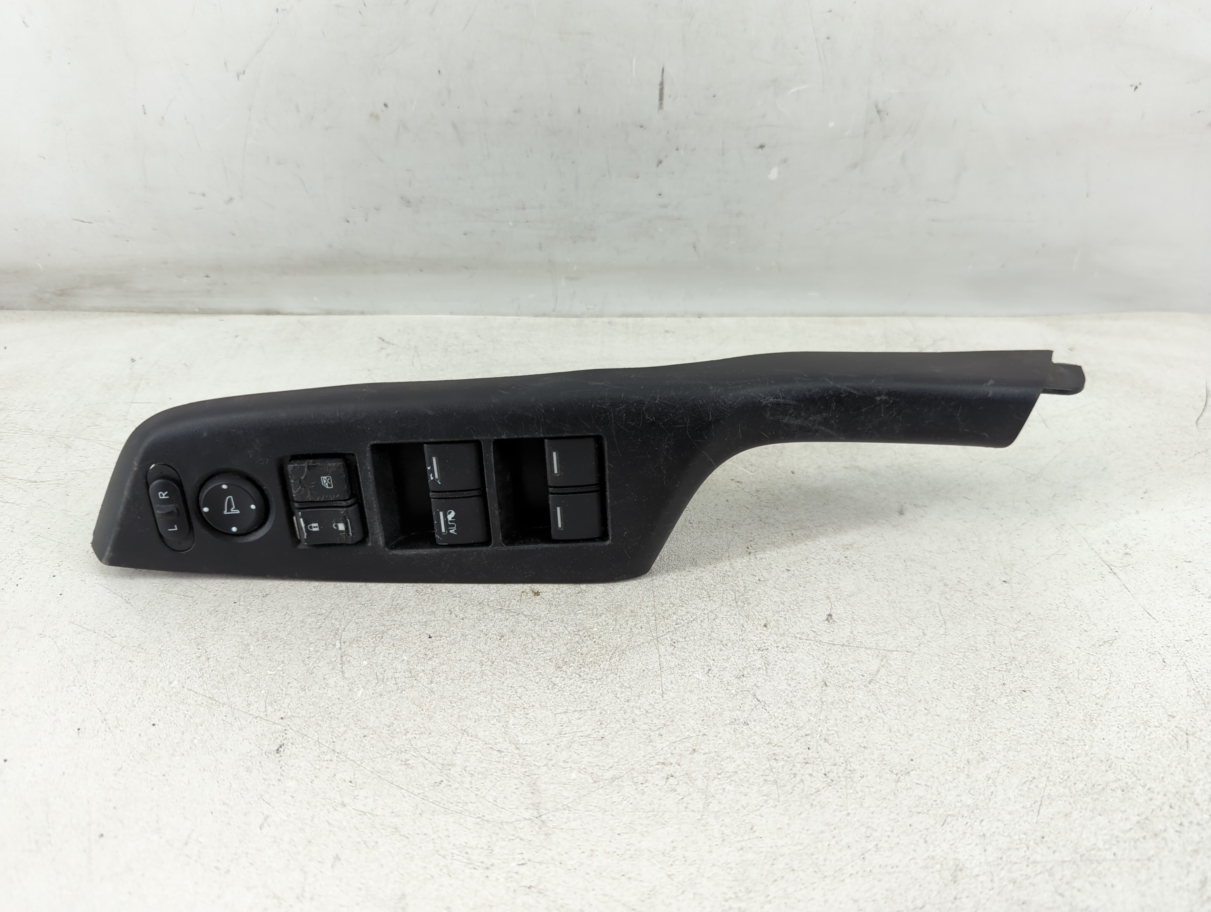 2014-2015 Honda Civic Driver Left Door Master Power Window Switch 1078763 - Oemusedautoparts1.com