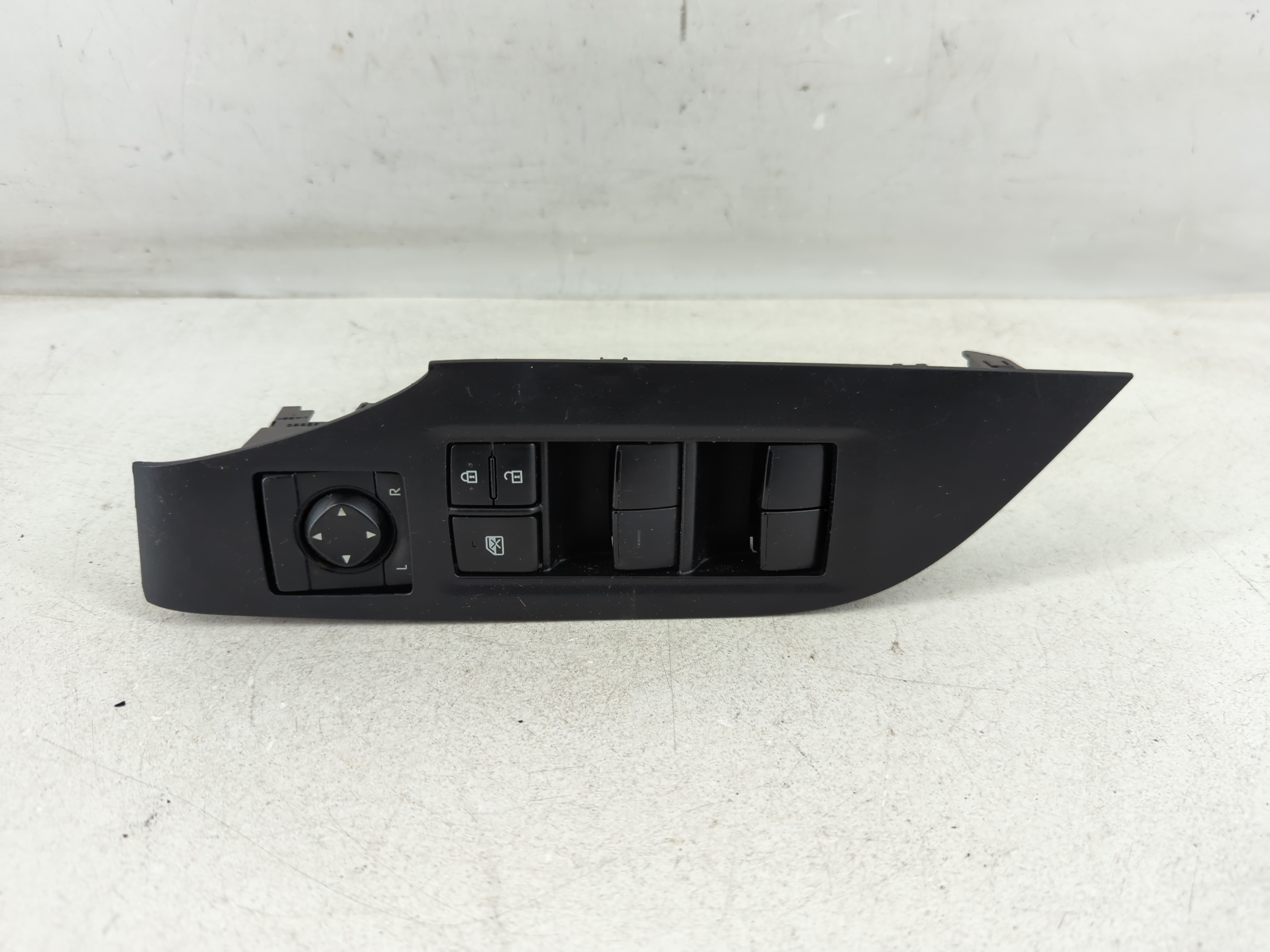 Toyota Rav4 Driver Left Door Master Power Window Switch 84040-0r040 1078796 - Oemusedautoparts1.com