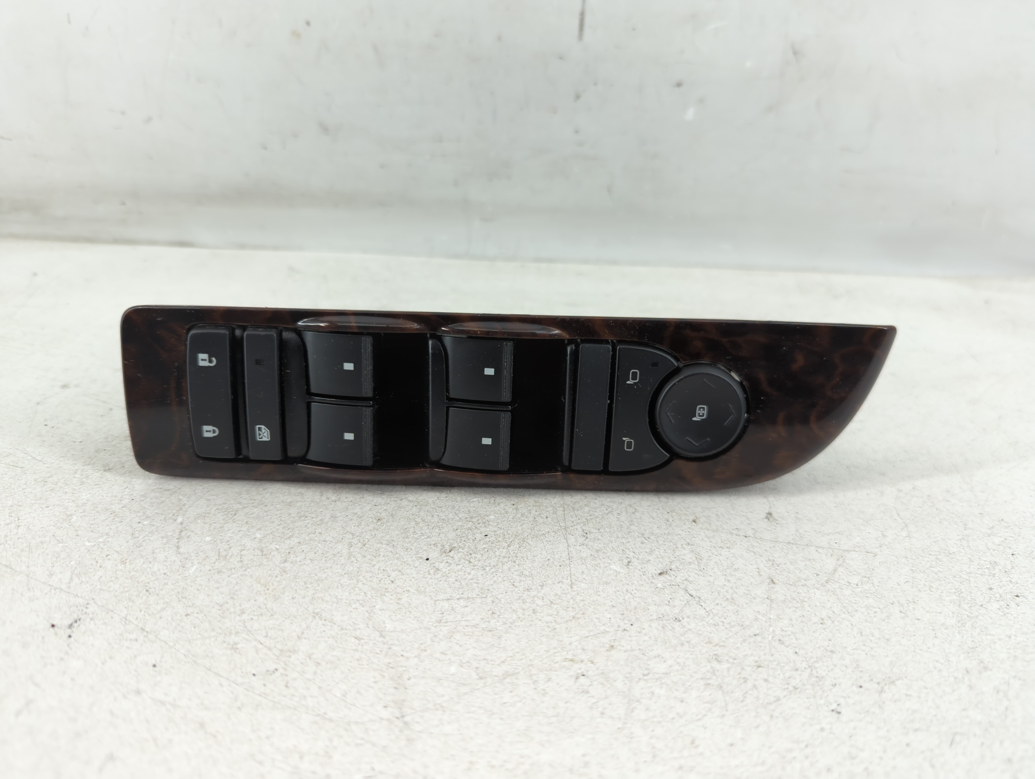 2011 Gmc Yukon Xl 1500 Driver Left Door Master Power Window Switch 1078802 - Oemusedautoparts1.com
