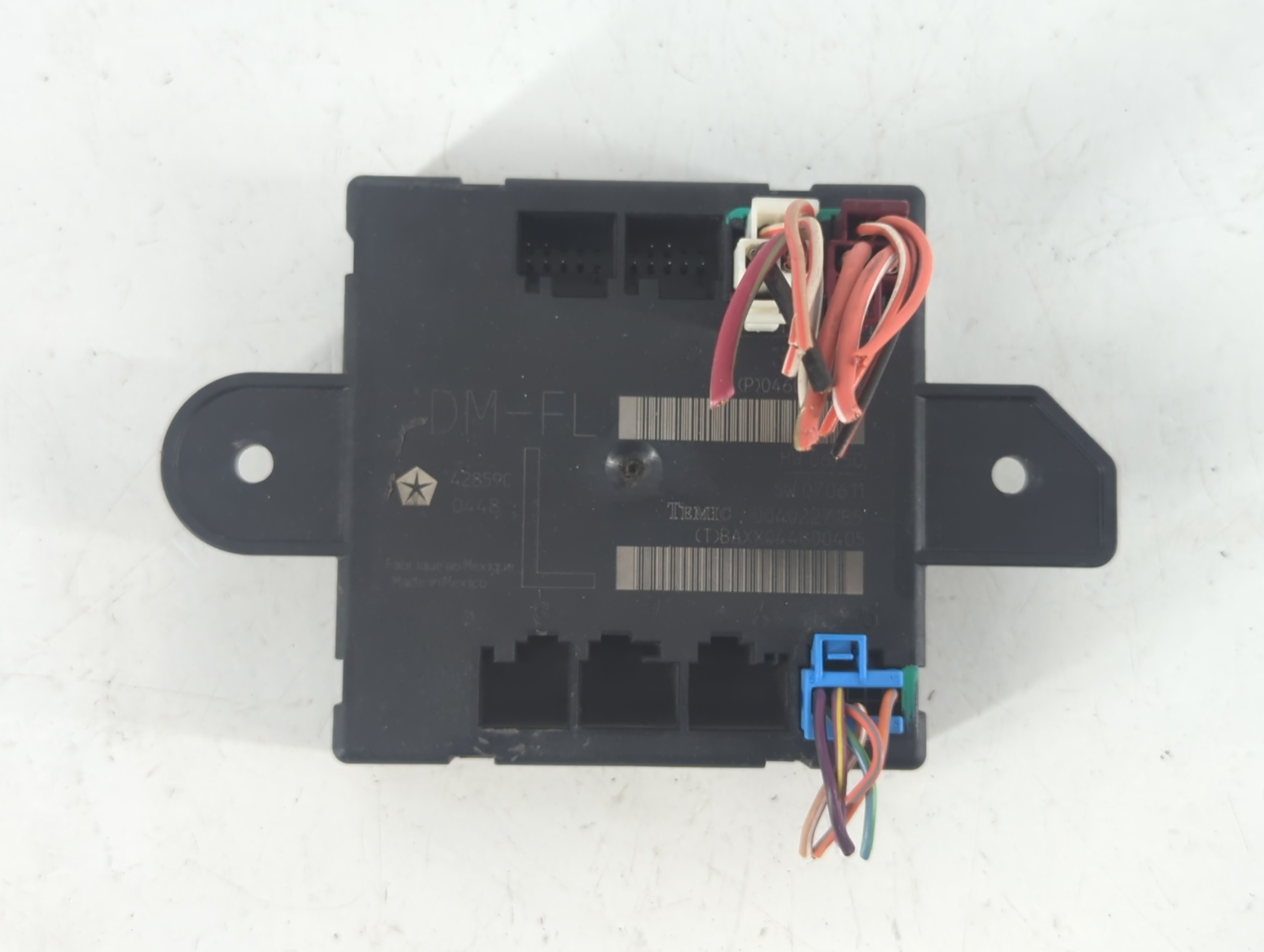 2008-2009 Chrysler Town & Country Door Control Module 04602677ak 1078804 - Oemusedautoparts1.com