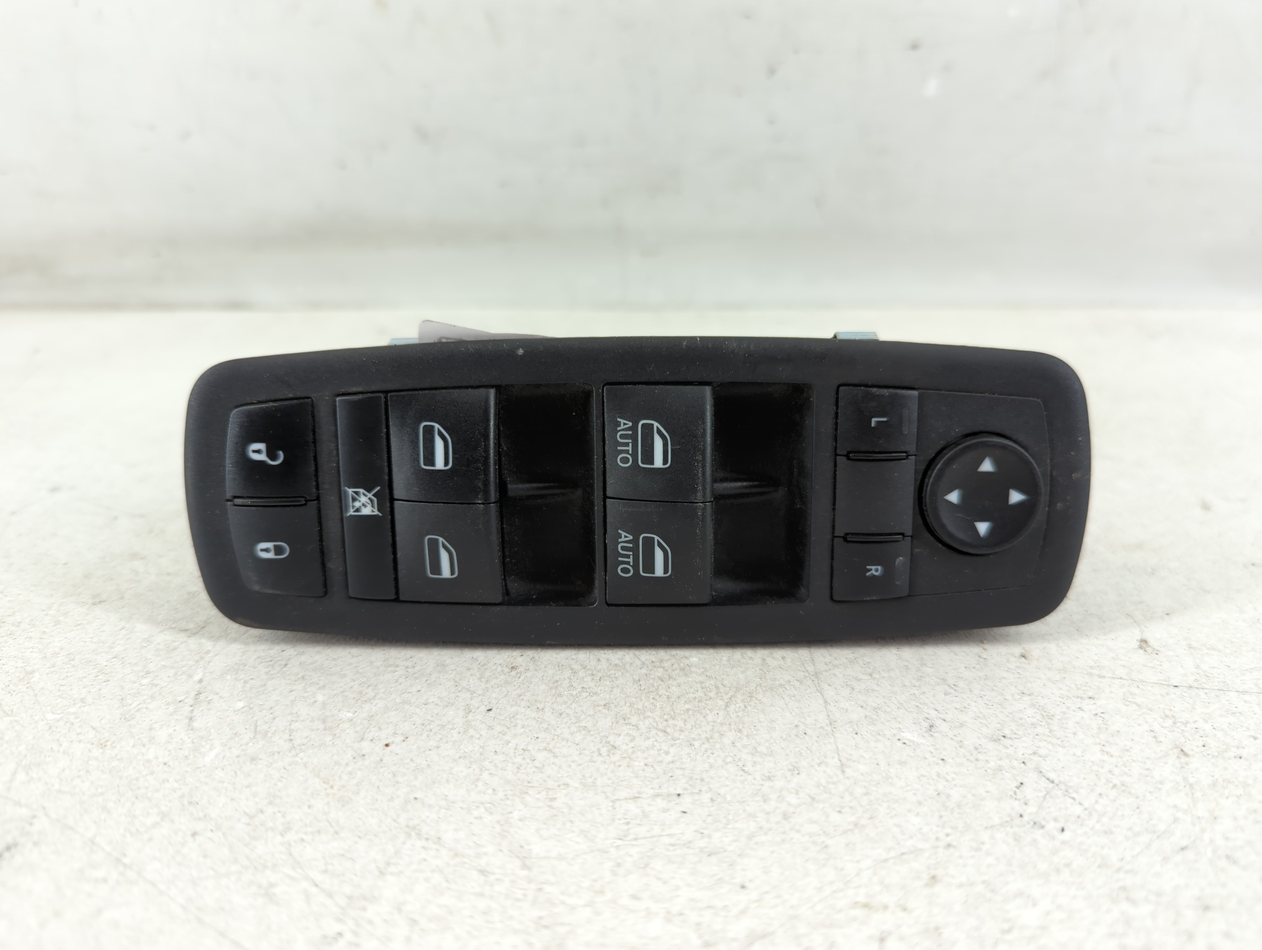 2017-2022 Chrysler Pacifica Driver Left Door Master Power Window Switch 1078807 - Oemusedautoparts1.com
