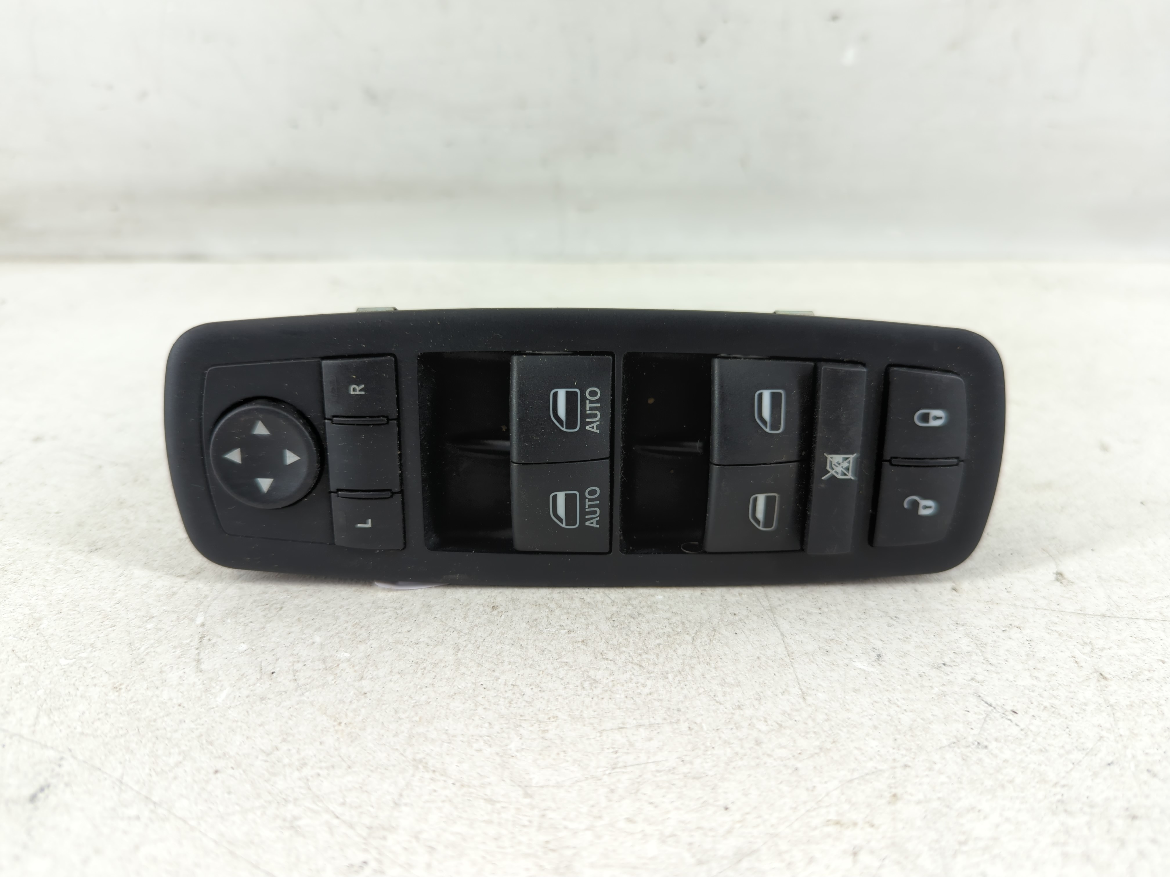 Picture of Dodge Caravan Driver Left Door Master Power Window Switch 68110871aa 1078818