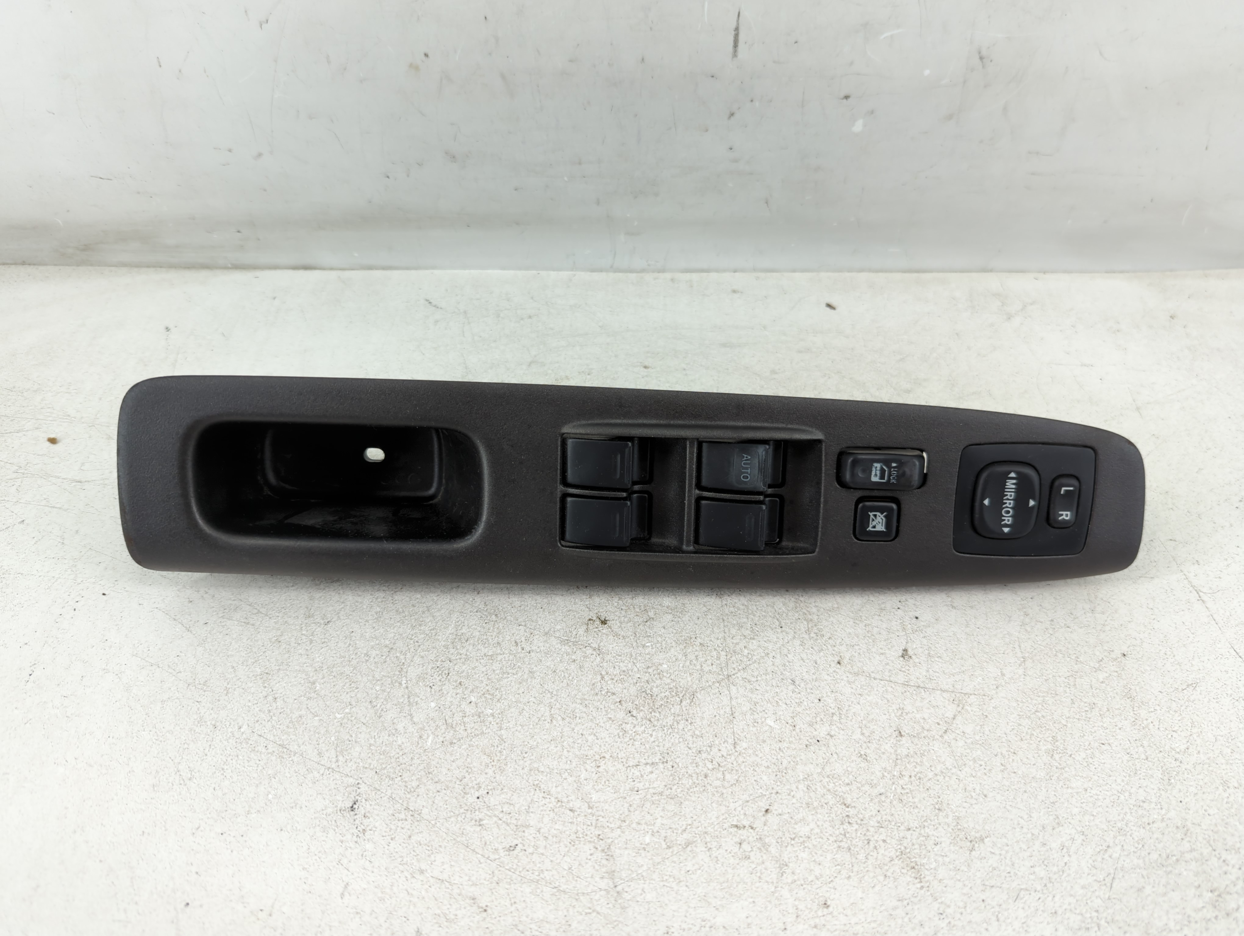 Picture of 2005-2006 Toyota Camry Driver Left Door Master Power Window Switch 1078844