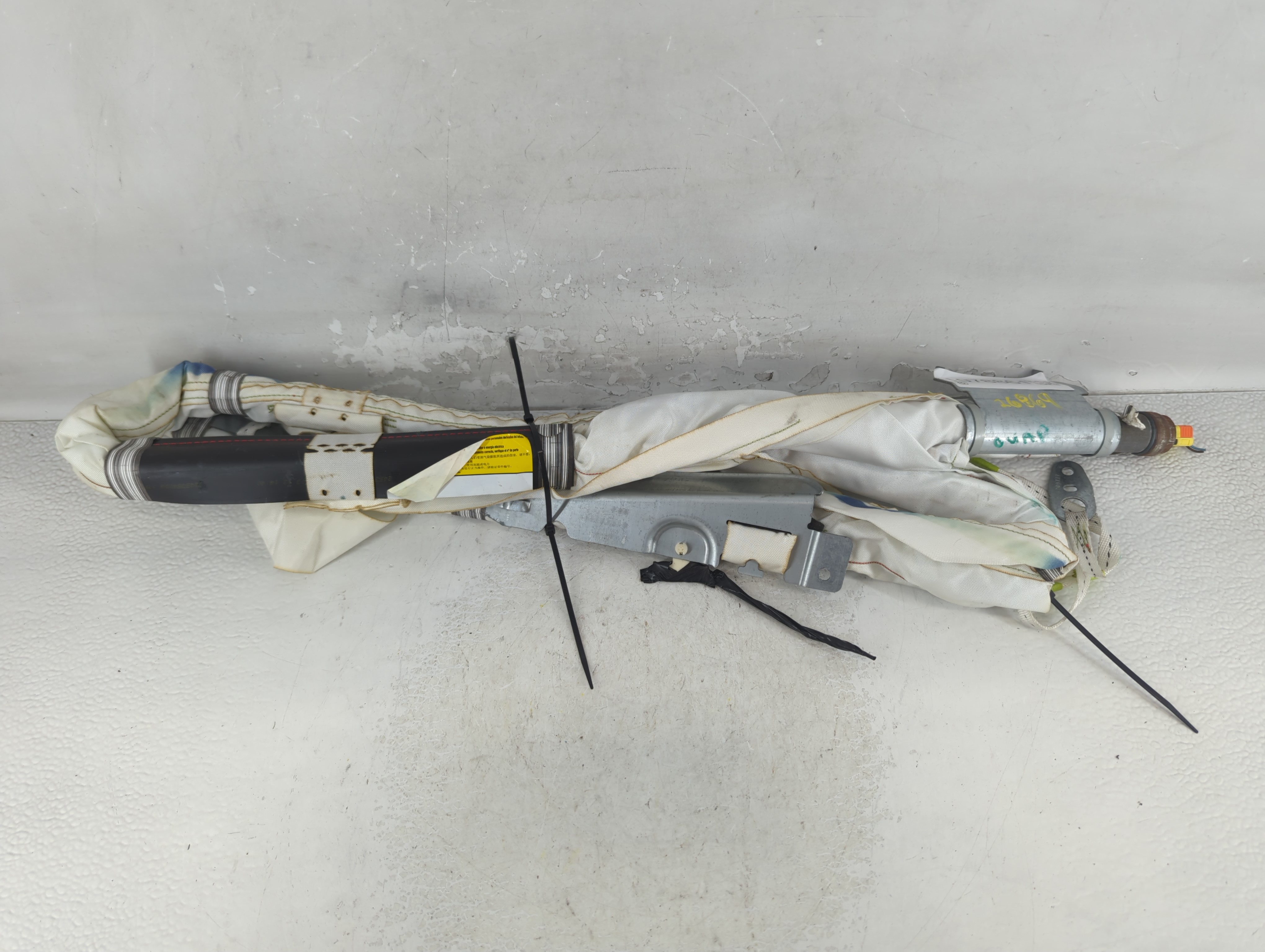 Picture of 2013-2016 Ford Fusion Passenger Curtain Air Bag Oem 1078861