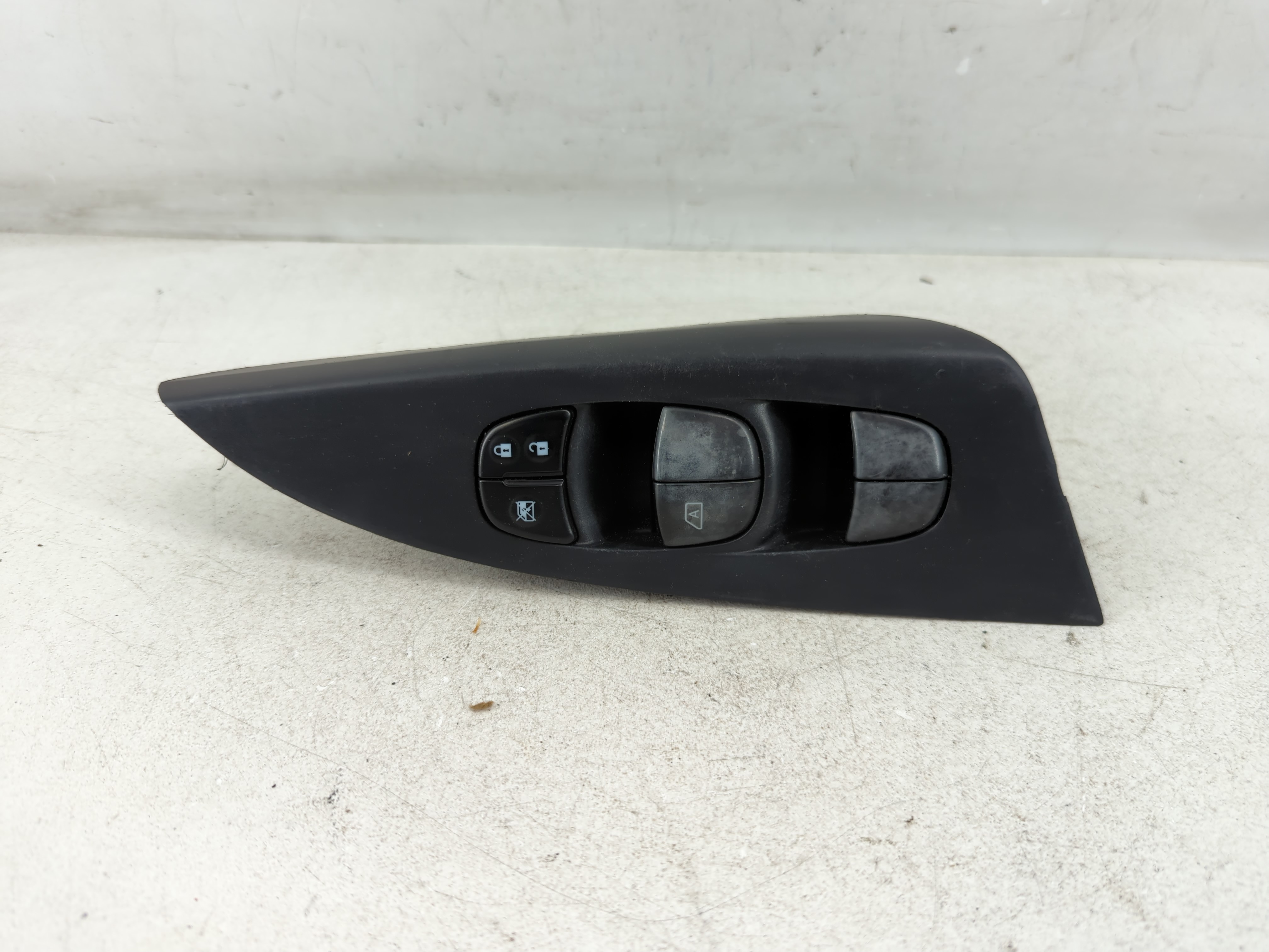 2013-2019 Nissan Sentra Driver Left Door Master Power Window Switch 1078870 - Oemusedautoparts1.com