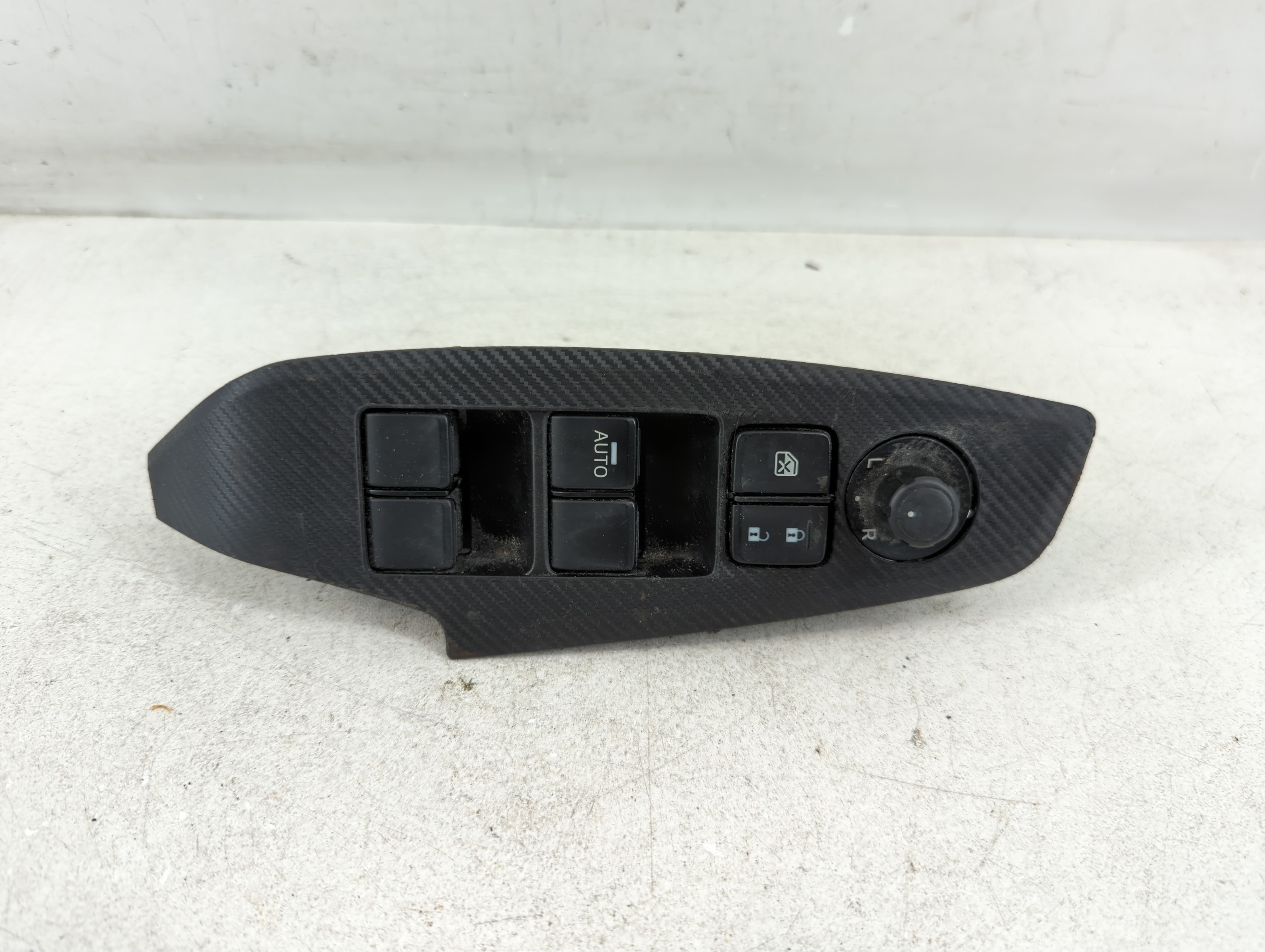 2014-2016 Mazda 3 Driver Left Door Master Power Window Switch 1078873 - Oemusedautoparts1.com