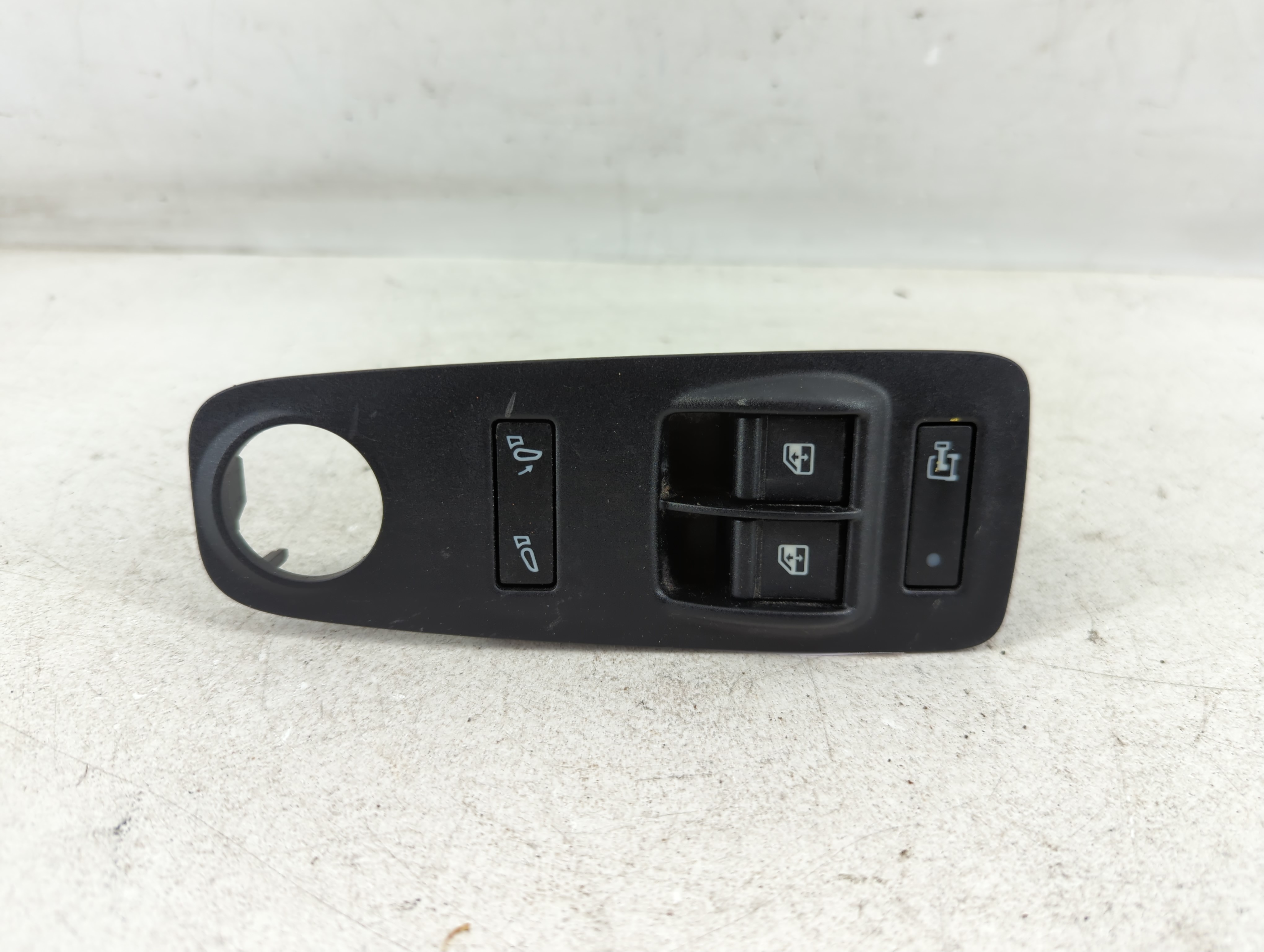 Picture of 2012 Ram Promaster 1500 Driver Left Door Master Power Window Switch 1078882