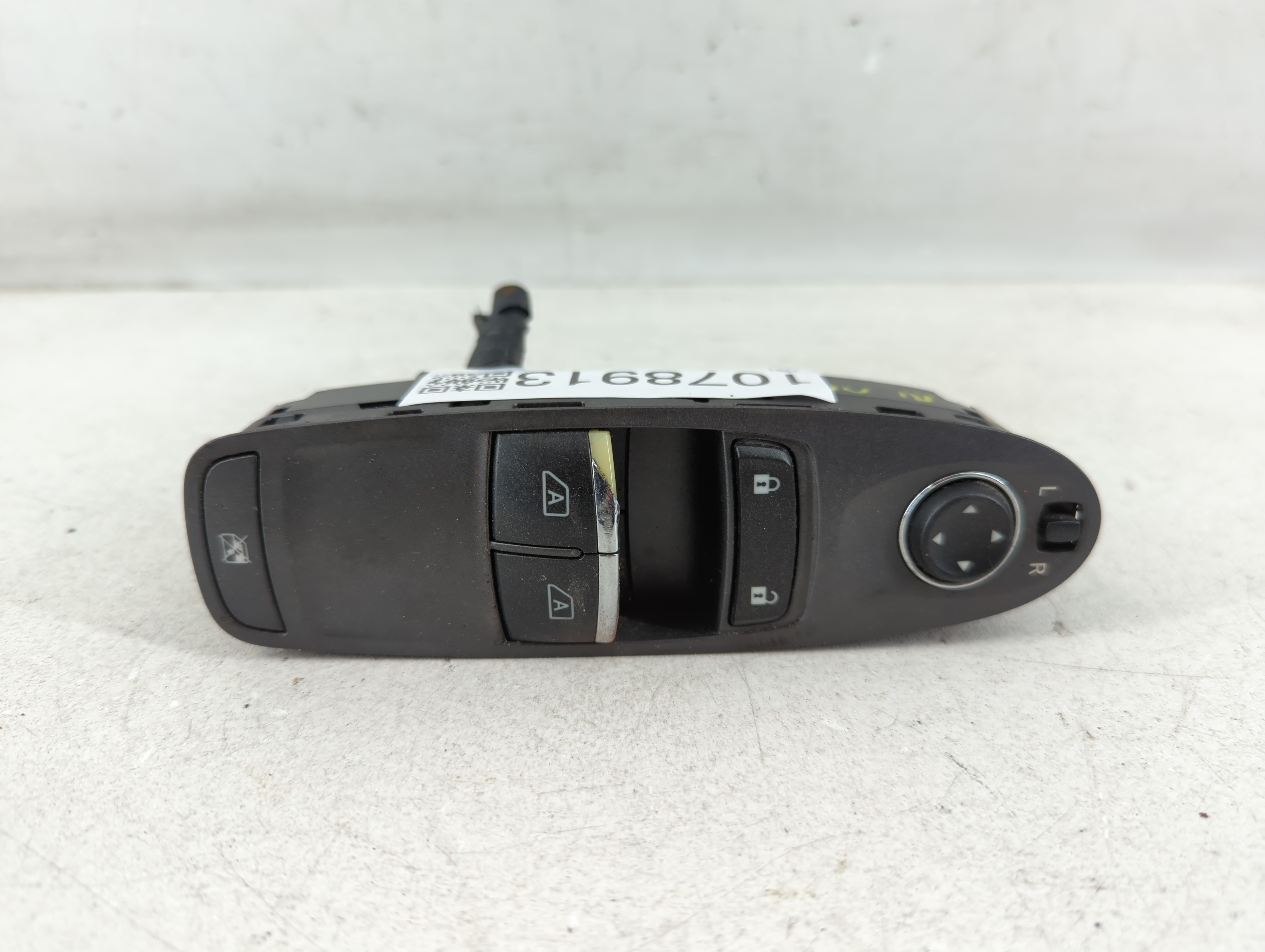 2017-2020 Infiniti Q60 Driver Left Door Master Power Window Switch 1078913 - Oemusedautoparts1.com