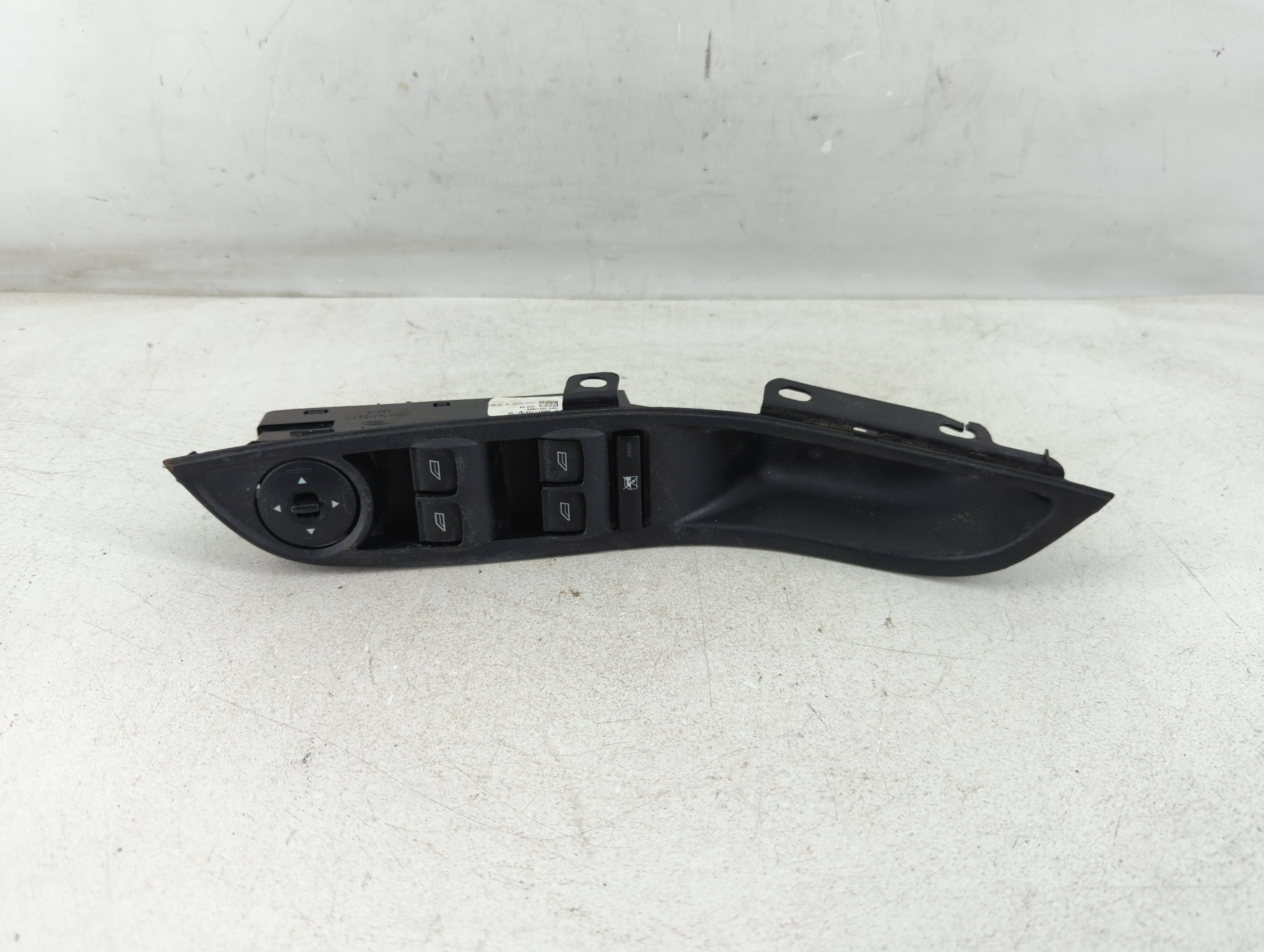 Picture of 2015-2018 Ford Focus Driver Left Door Master Power Window Switch 1078924