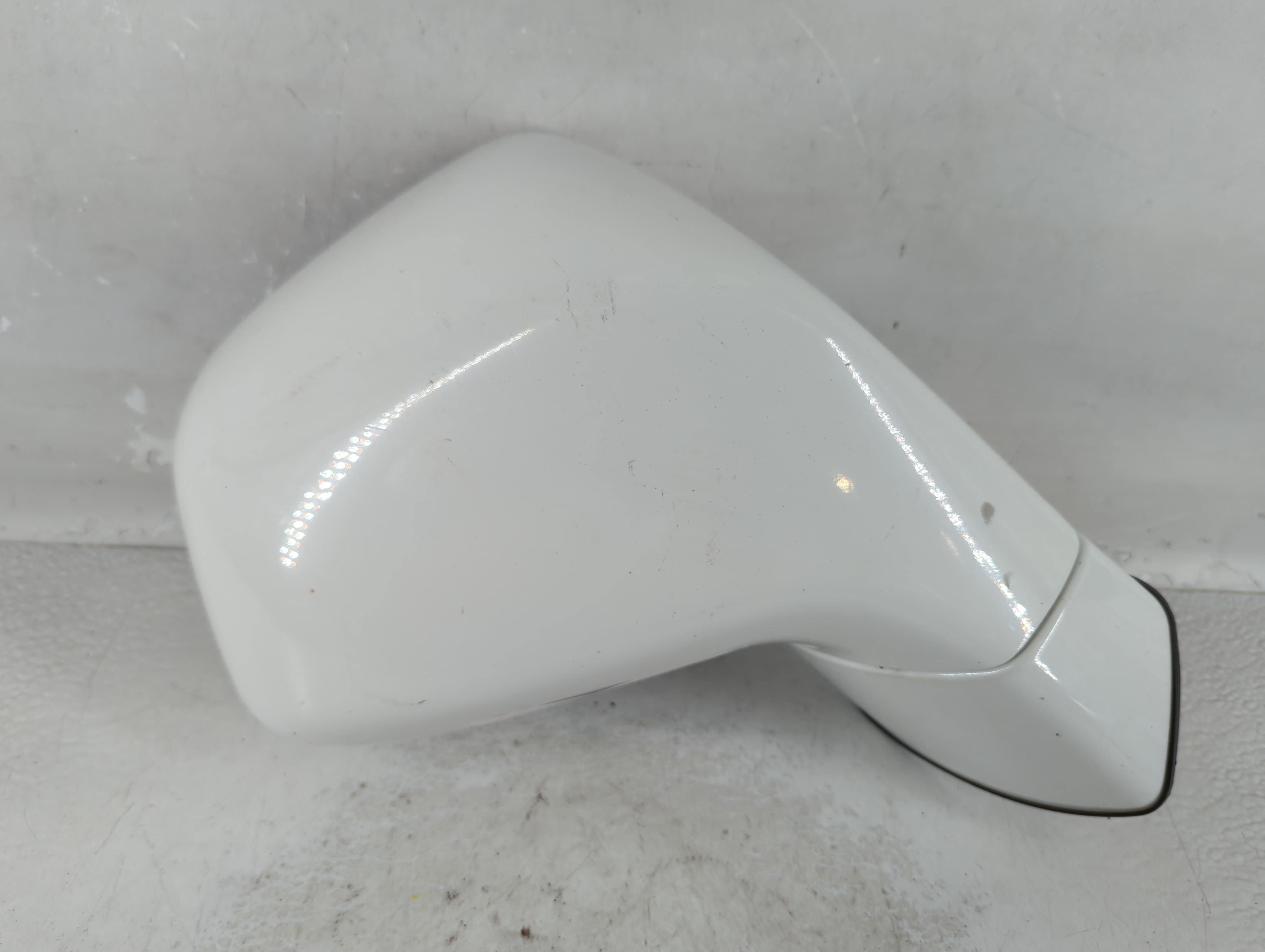 2008-2010 Saturn Vue Driver Left Side View Power Door Mirror White 1078950 - Oemusedautoparts1.com