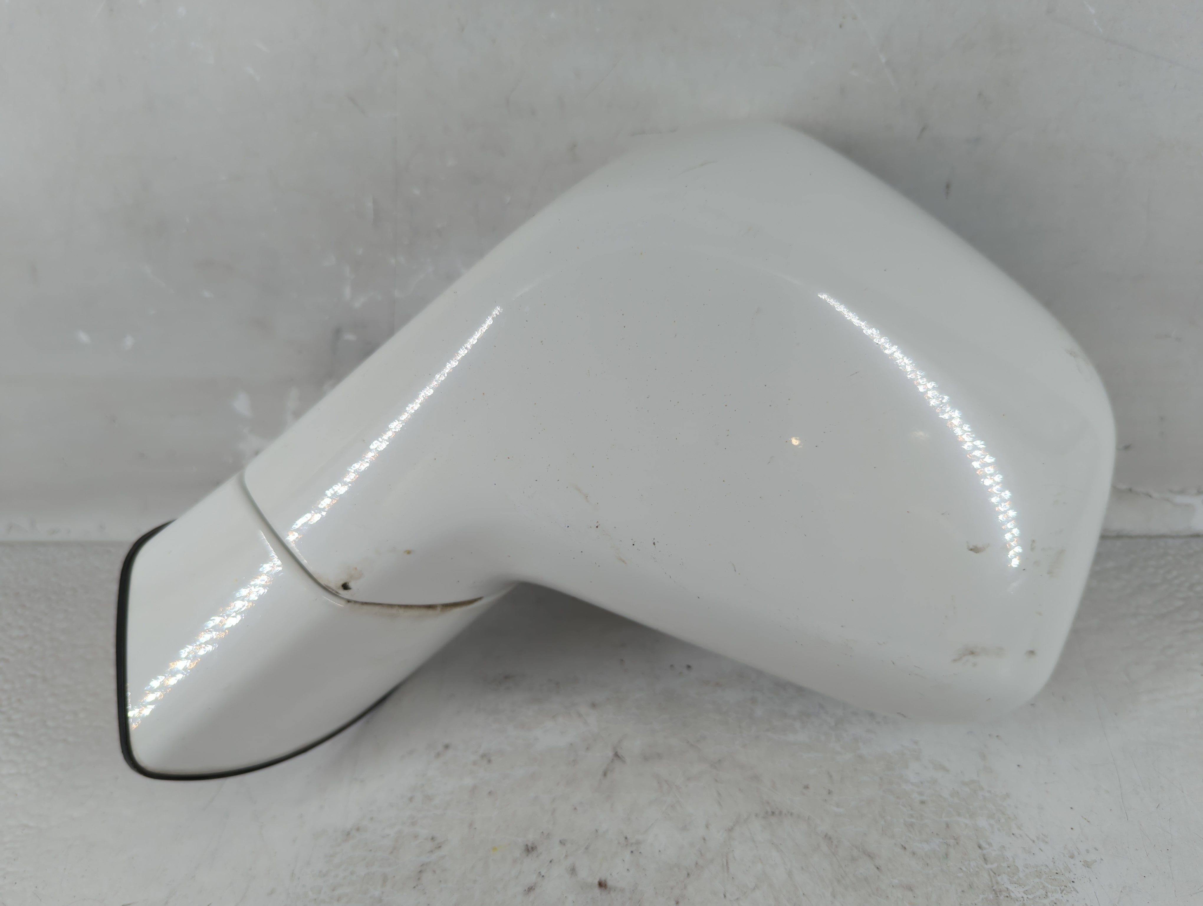 2008-2010 Saturn Vue Passenger Right Side View Power Door Mirror White 1078951 - Oemusedautoparts1.com