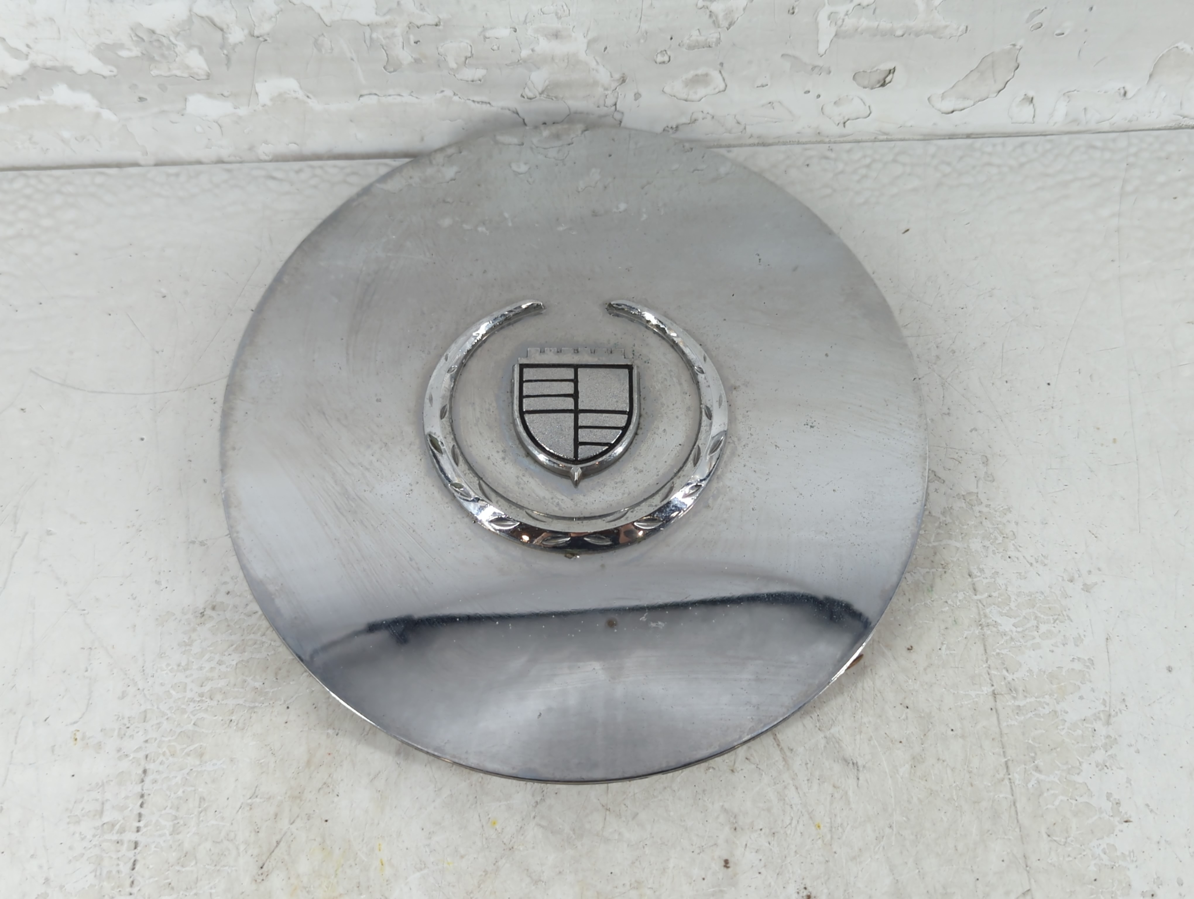 2004 Cadillac Escalade Rim Wheel Center Cap 1078952 - Oemusedautoparts1.com